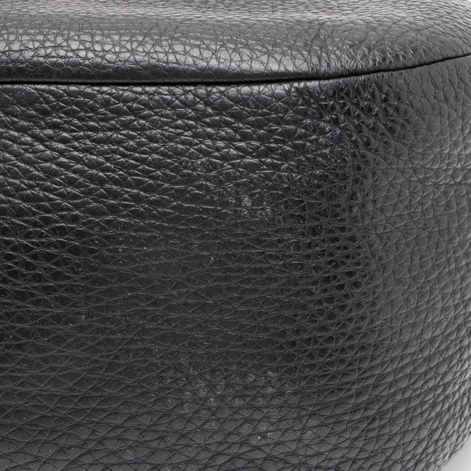 Prada Vitello Daino Hobo (SHF-23377)