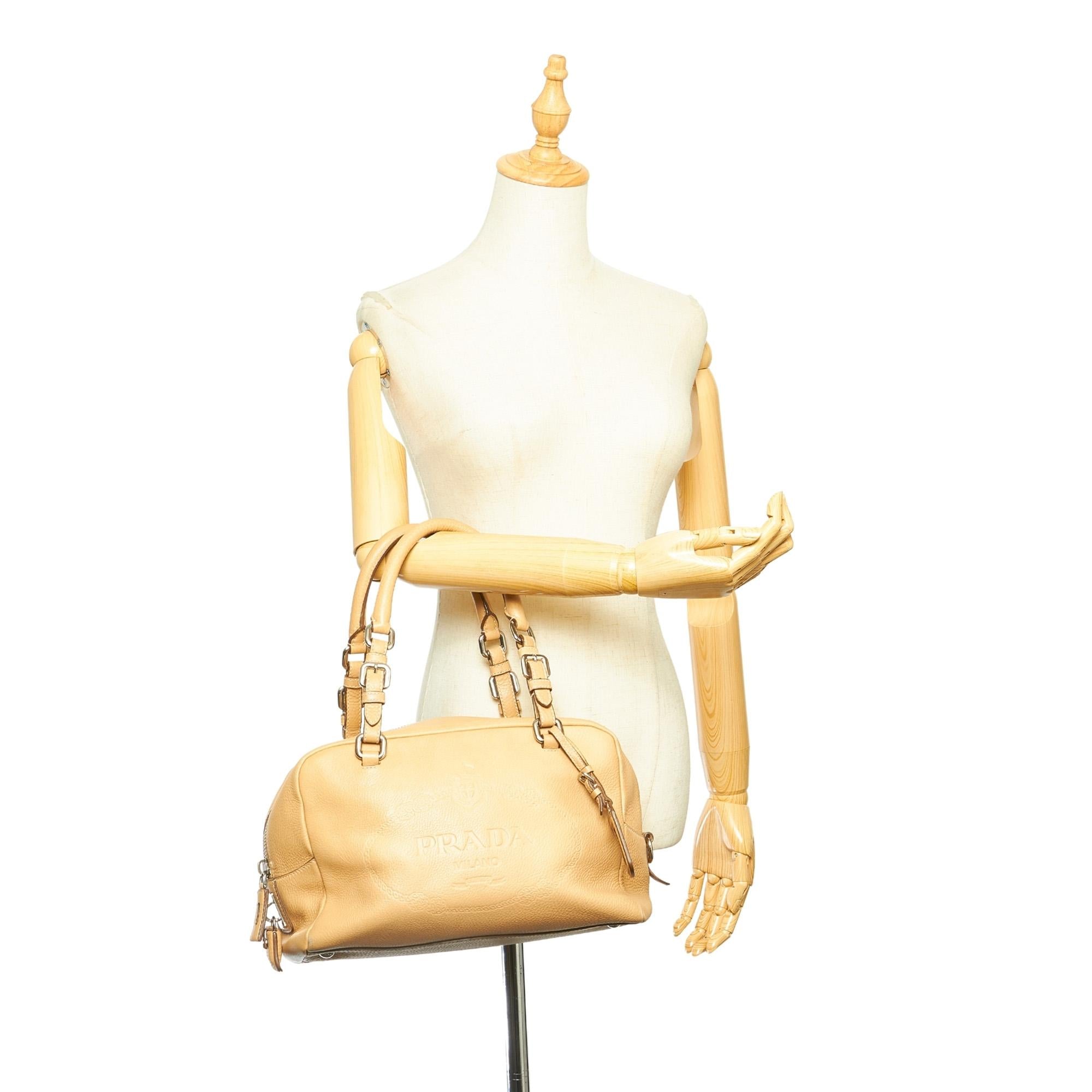 Prada Vitello Daino Logo Handbag (SHG-19278)