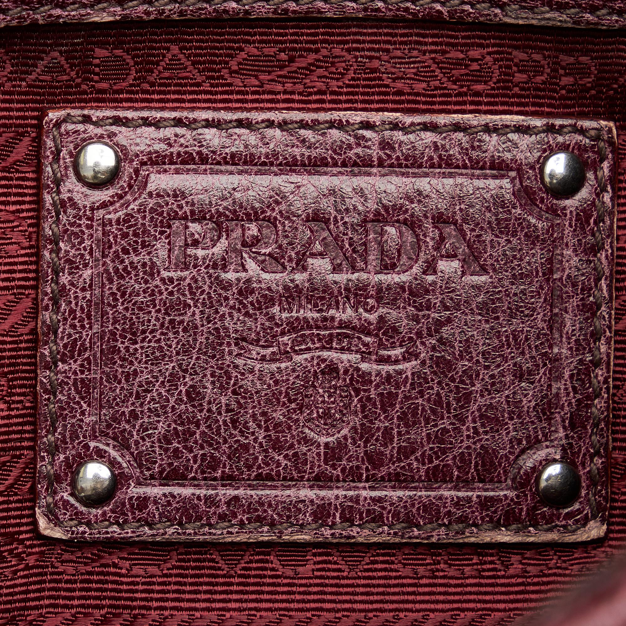 Prada Vitello Daino Satchel (SHG-23323)