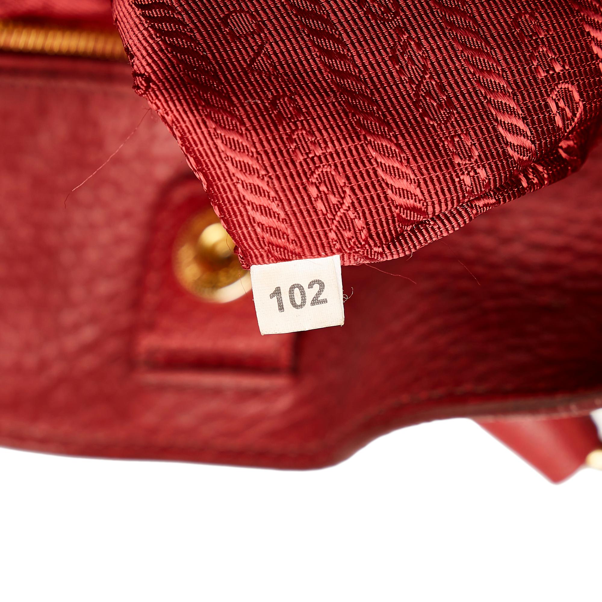 Prada Vitello Daino Satchel (SHG-28033)