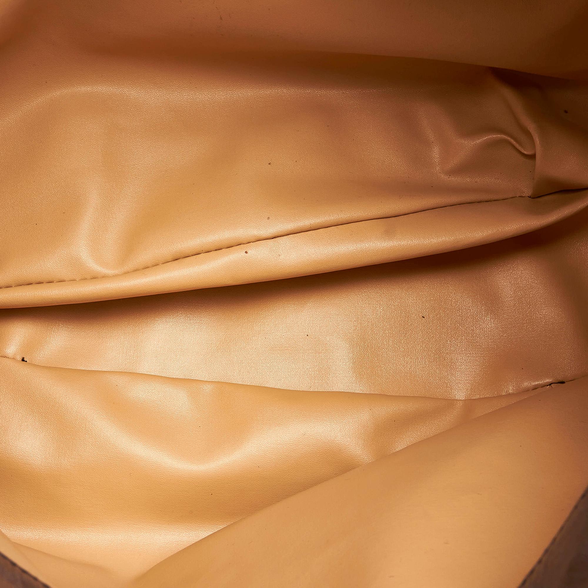 Prada Vitello Daino Satchel (SHG-29490)