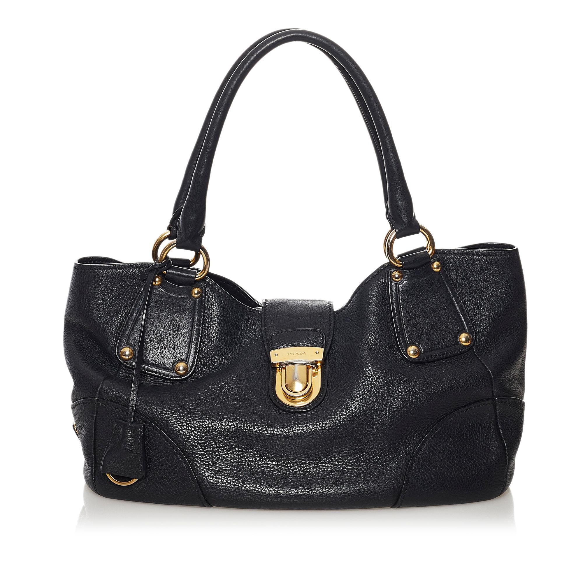 Prada Vitello Daino Shoulder Bag (SHG-32452)