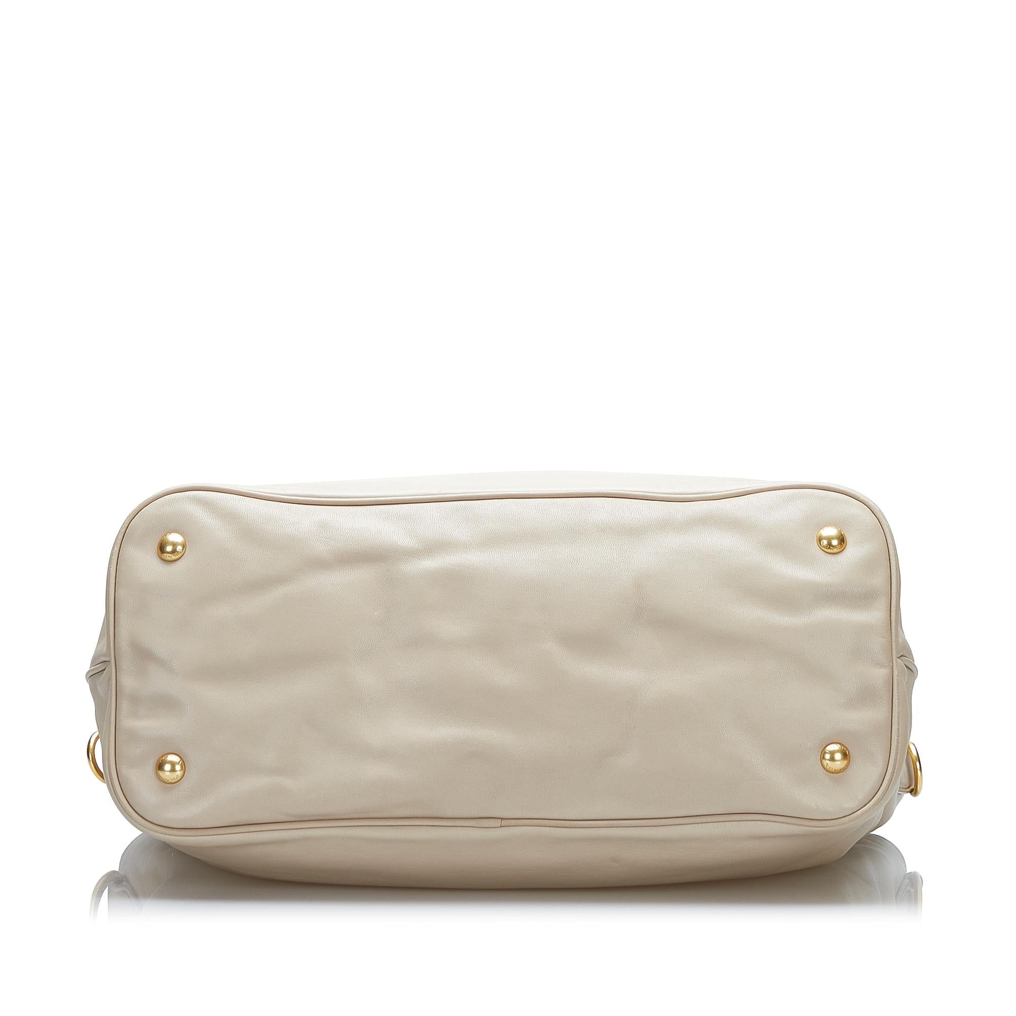 Prada Vitello Daino Soft Calf Satchel (SHG-oOkF0T)