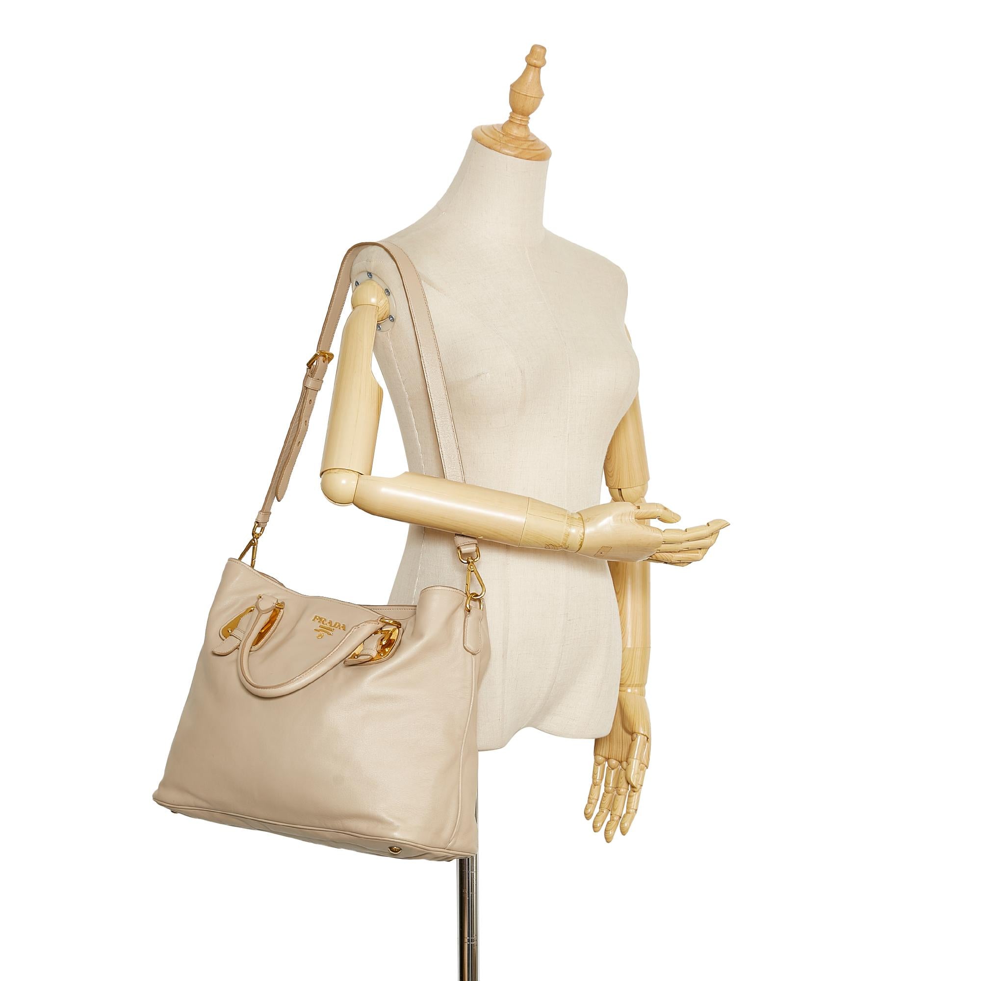 Prada Vitello Daino Soft Calf Satchel (SHG-oOkF0T)