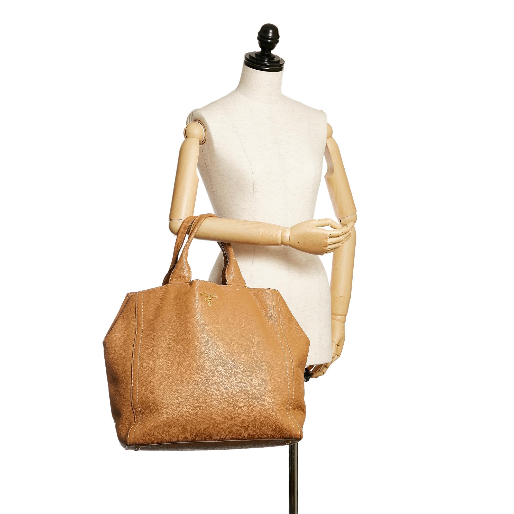 Prada Vitello Daino Tote Bag (SHG-28270)