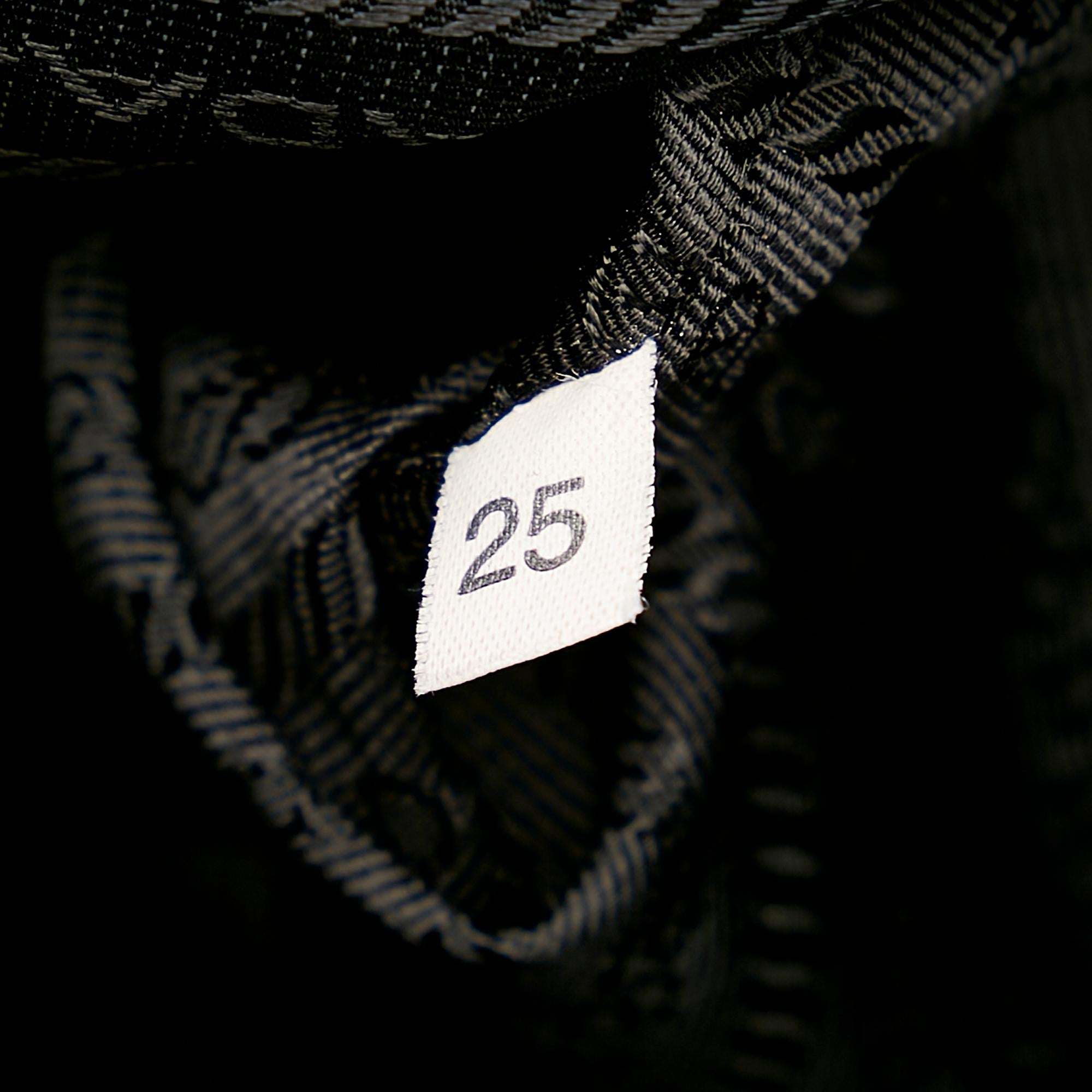 Prada Vitello Daino Tote Bag (SHG-28401)