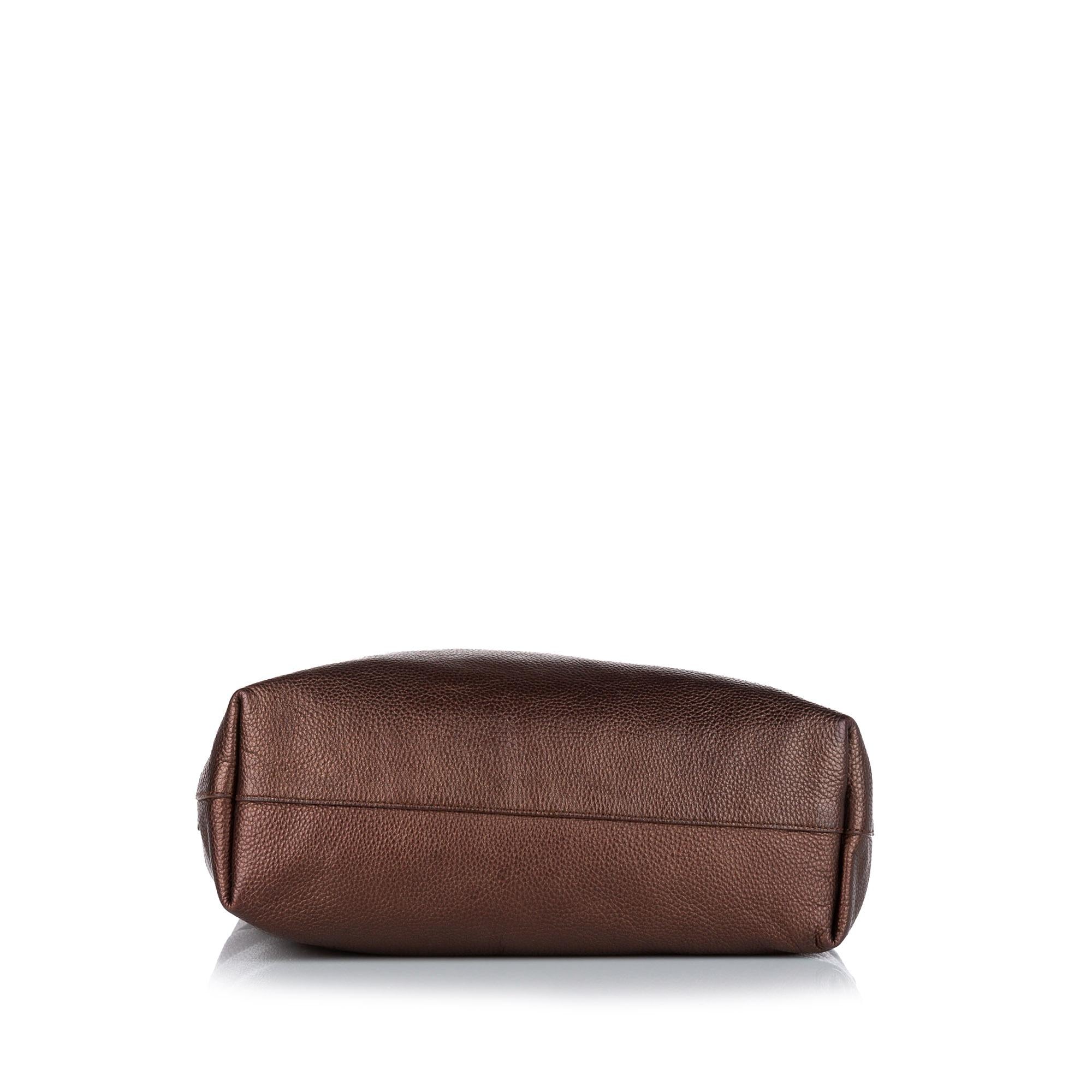 Prada Vitello Daino Tote Bag (SHG-32091)