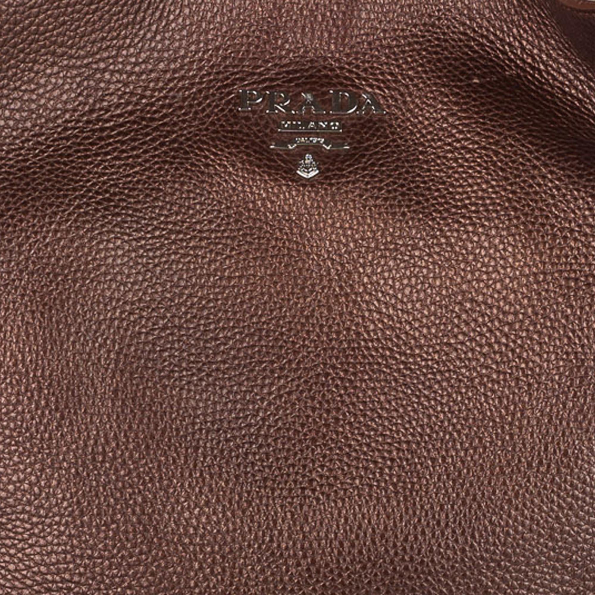 Prada Vitello Daino Tote Bag (SHG-32091)