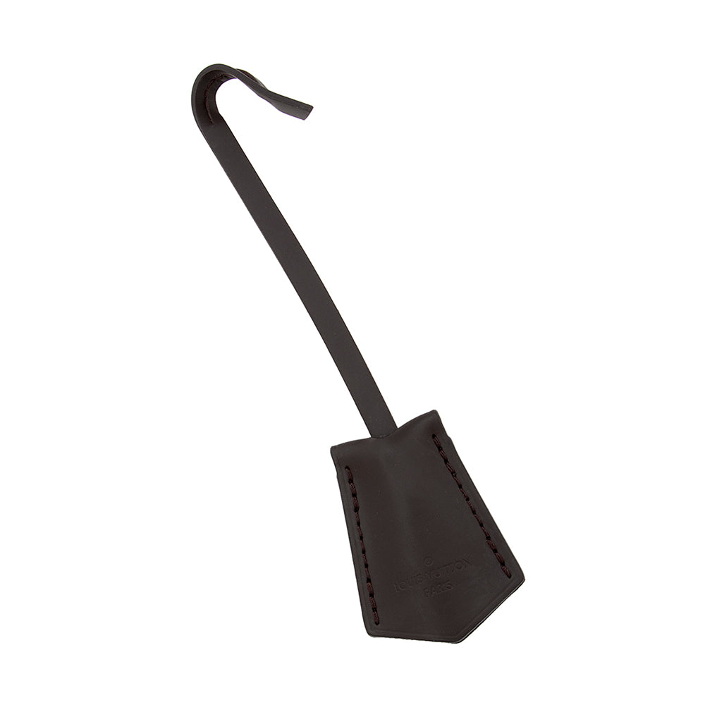 Louis Vuitton Leather Clochette (SHF-20642)
