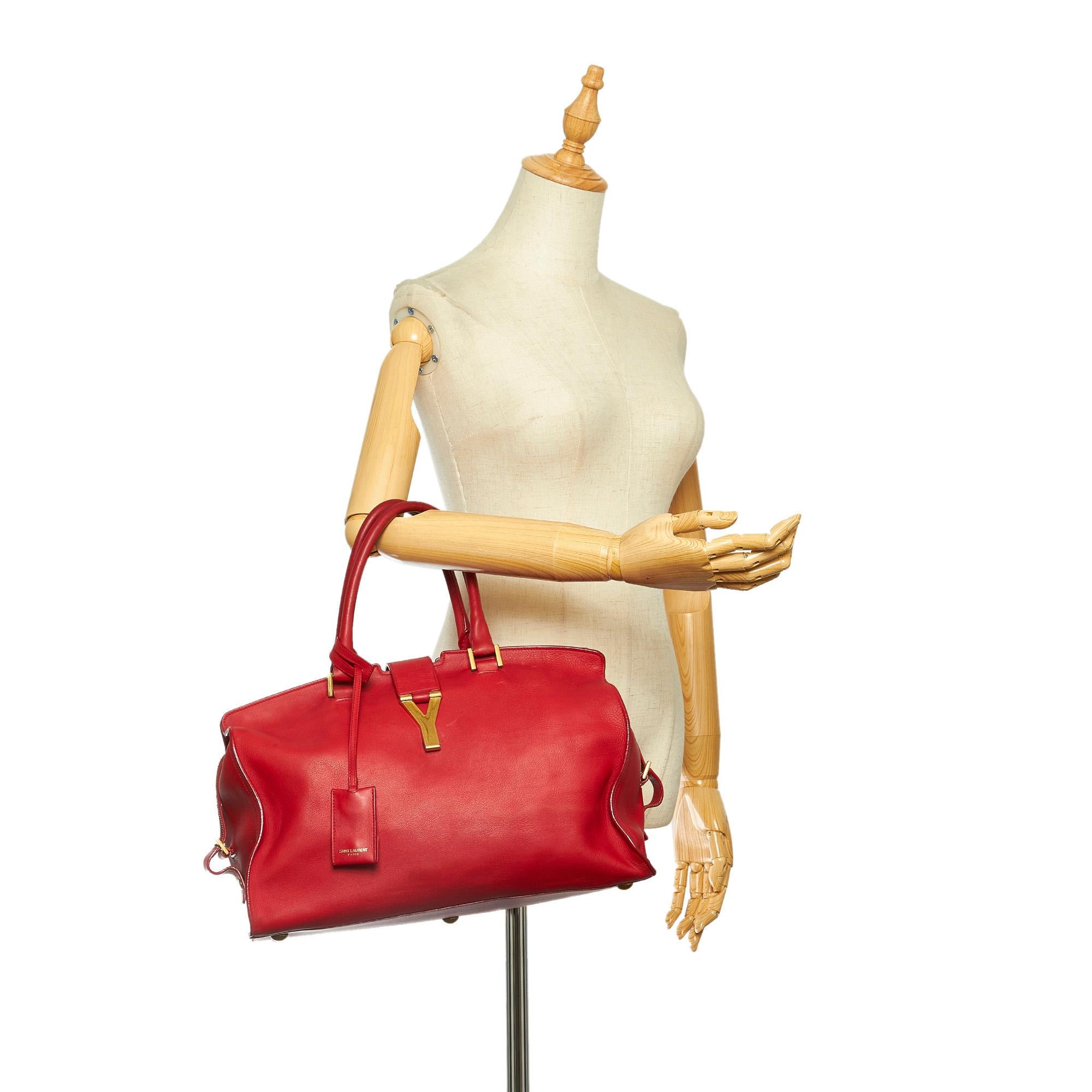 Saint Laurent Cabas Chyc Leather Handbag (SHG-32353)