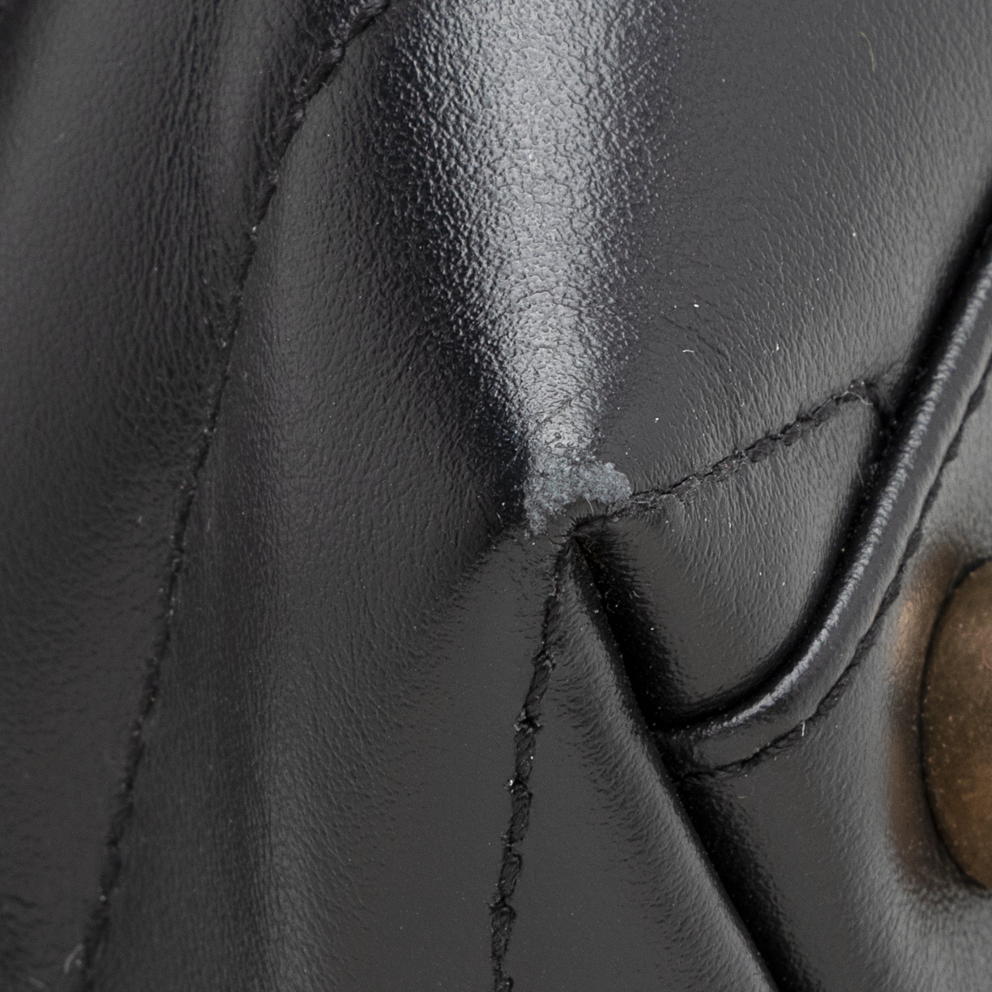 Saint Laurent Calfskin Matelasse Monogram LouLou Chain Large Shoulder Bag (SHF-22169)