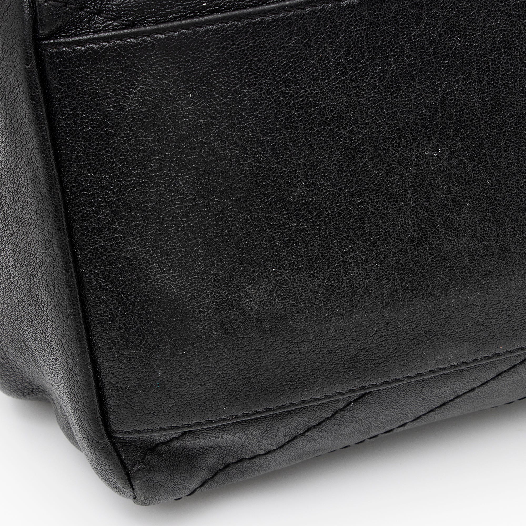 Saint Laurent Lambskin Large Monogram Nolita Bag (SHF-23575)