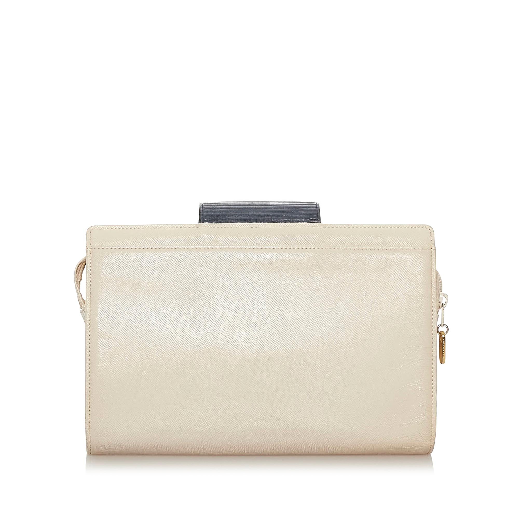 Saint Laurent Leather Clutch Bag (SHG-28021)