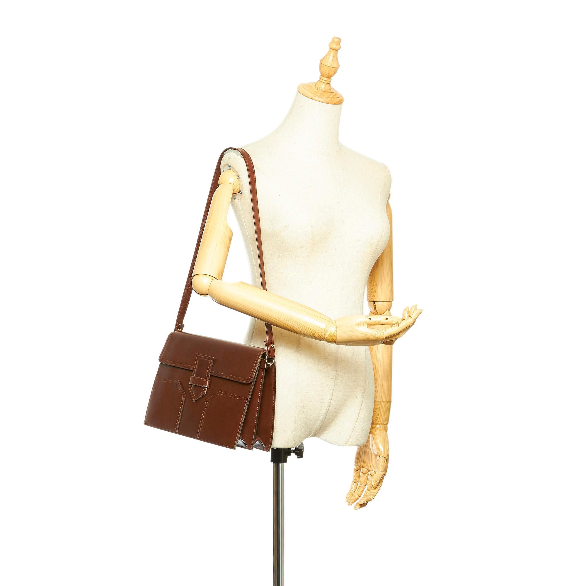 Saint Laurent Leather Shoulder Bag (SHG-19791)