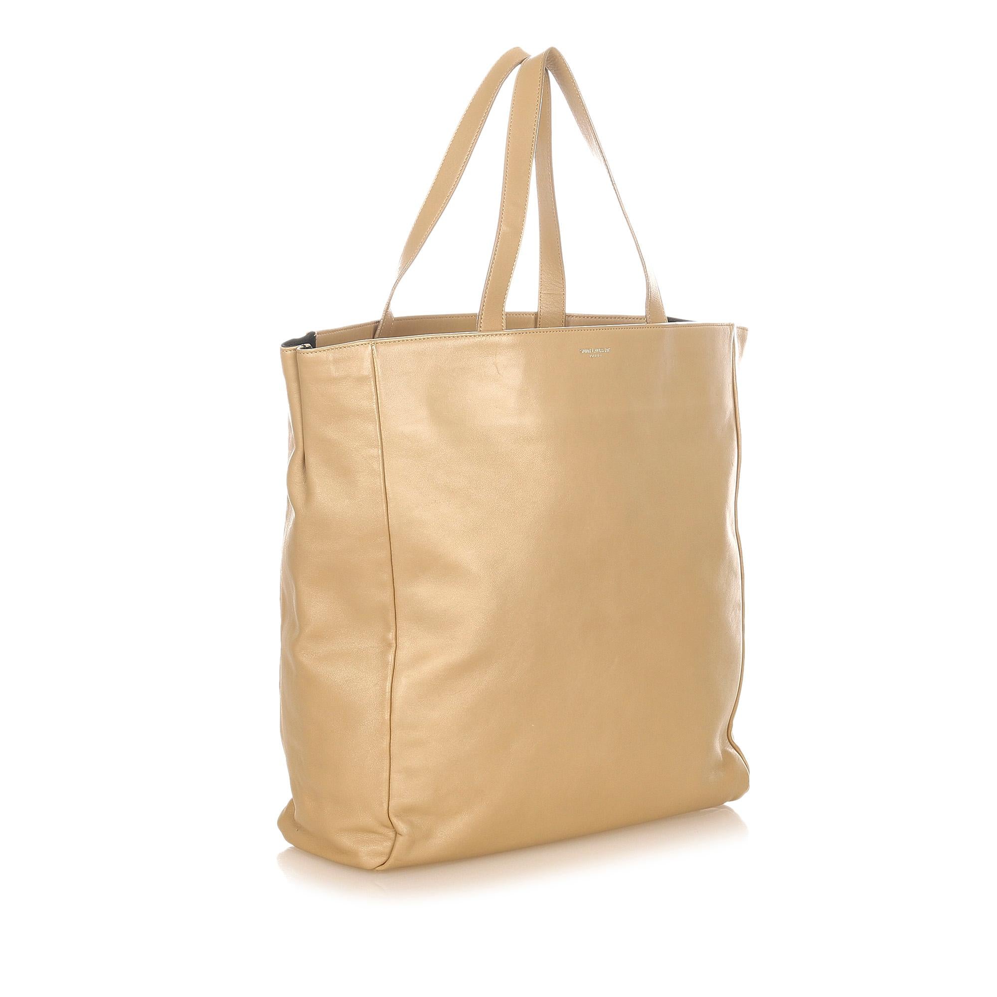 Saint Laurent Leather Tote Bag (SHG-31511)