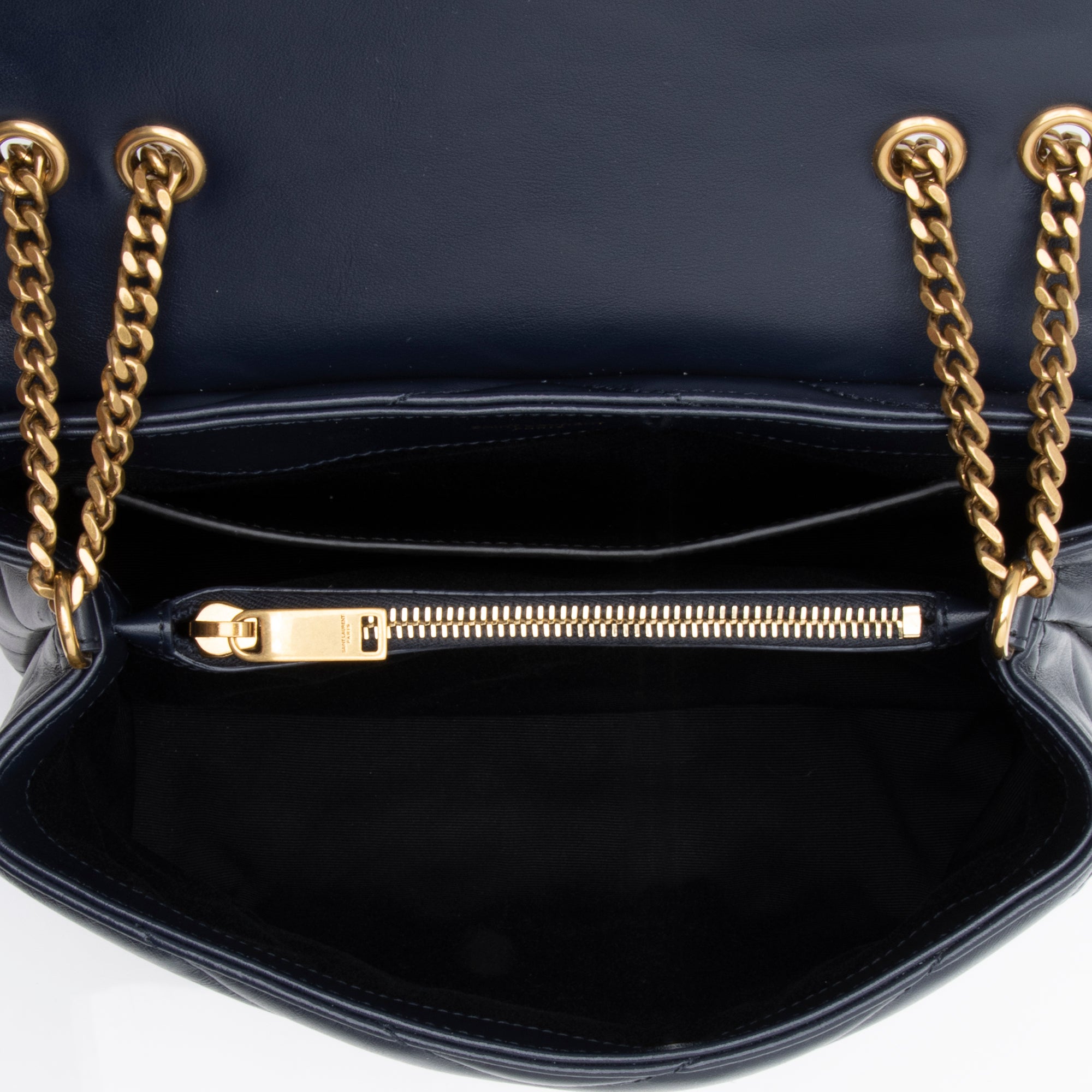 Saint Laurent Matelasse Calfskin Monogram LouLou Chain Small Crossbody Bag (SHF-HY4rvs)