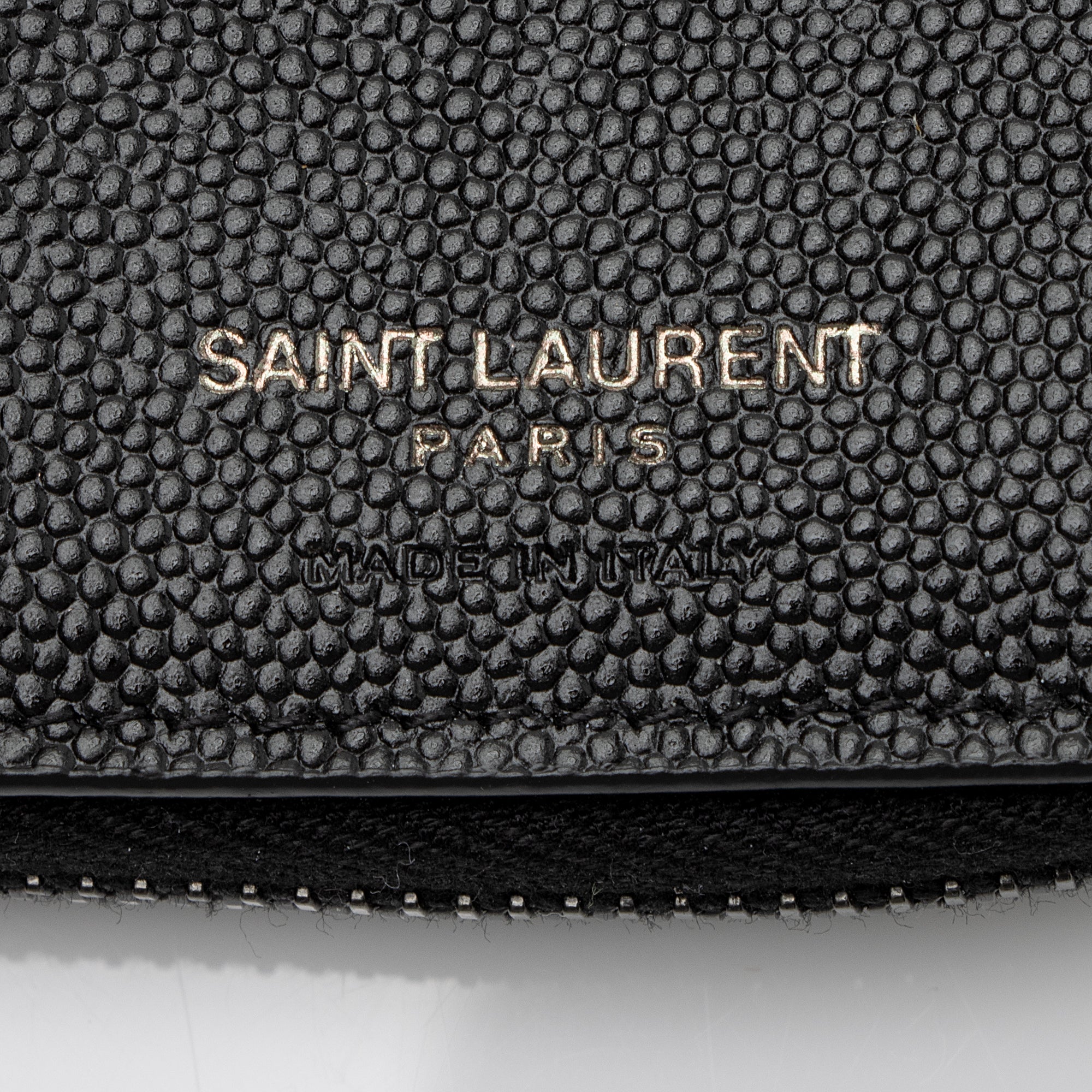 Saint Laurent Matelasse Grain de Poudre Monogram Compact Zip Around Wallet (SHF-C8Sta6)