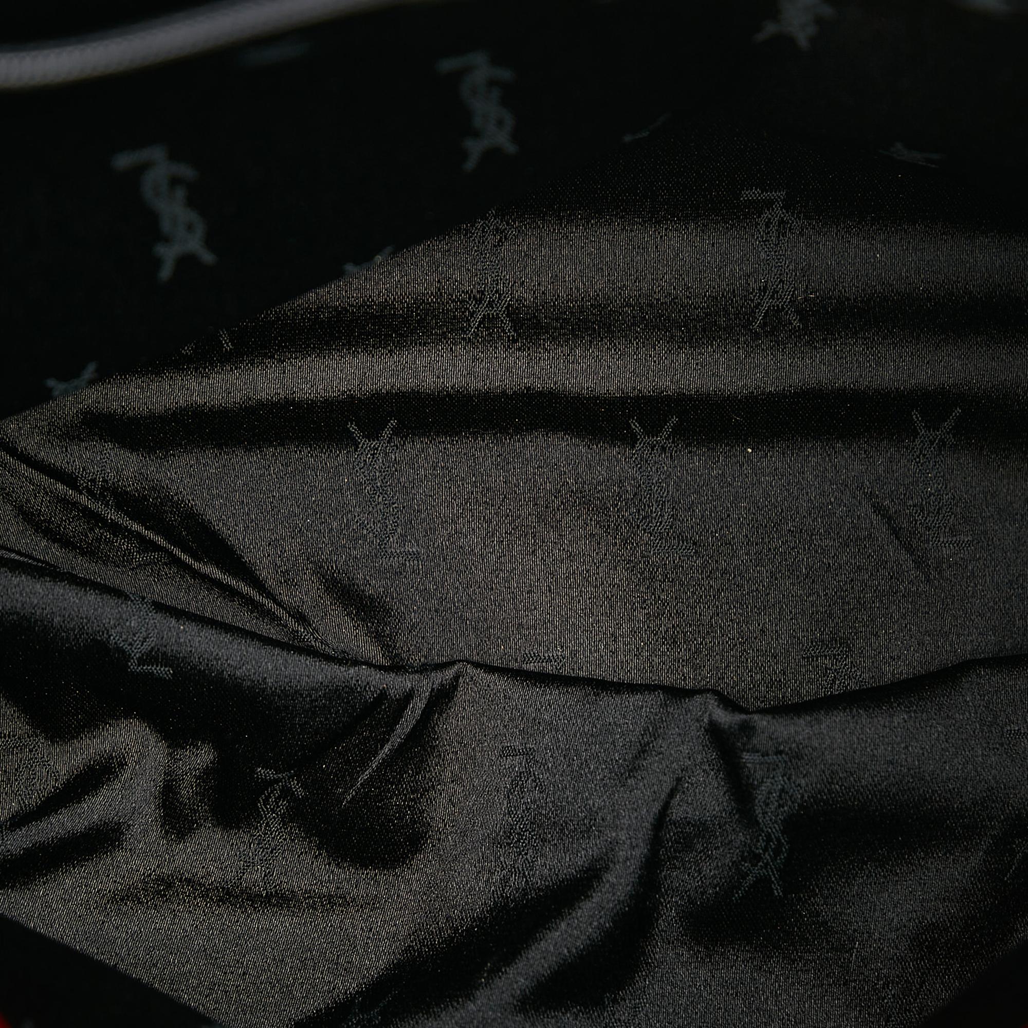 Saint Laurent Monogram Nylon Shoulder Bag (SHG-23833)