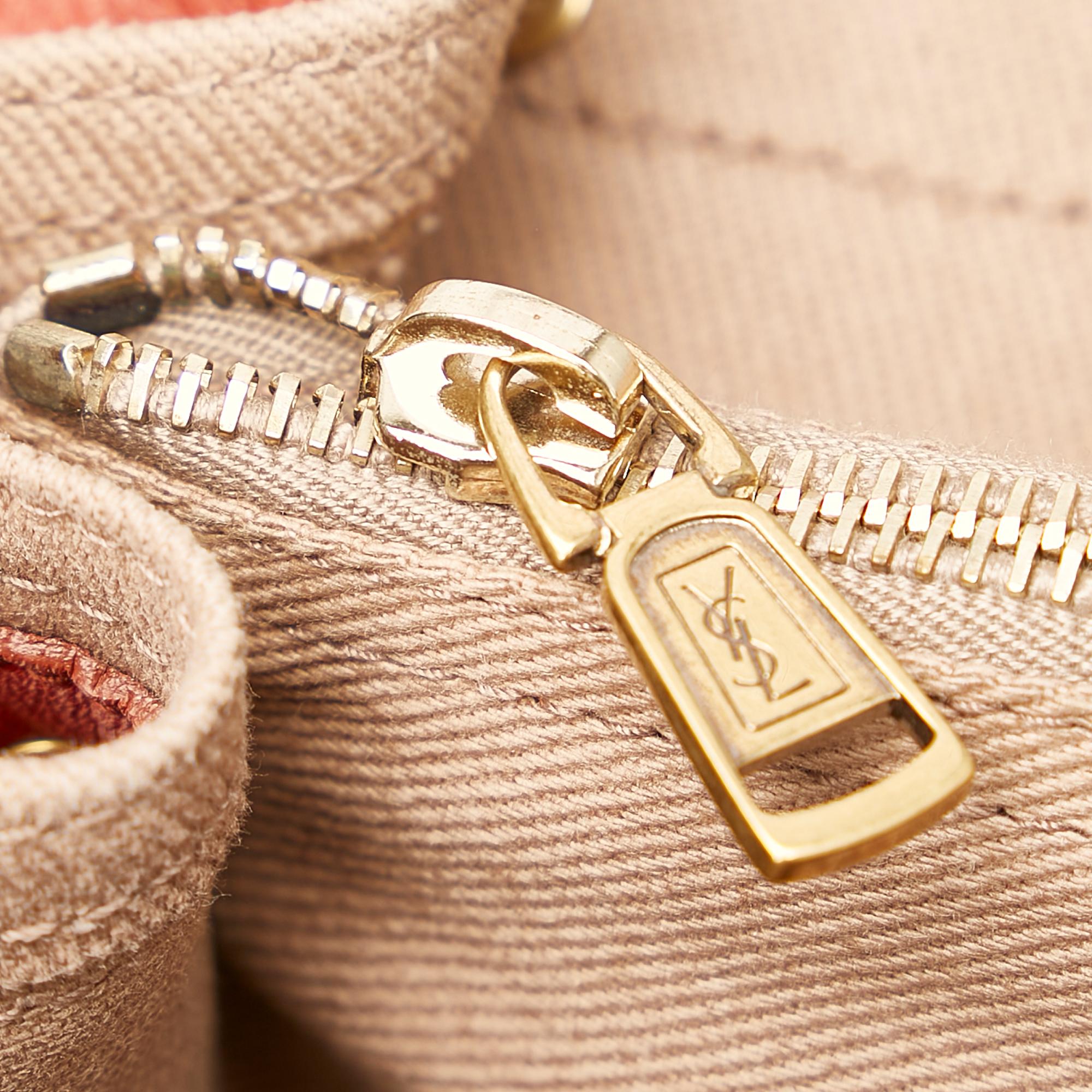 Saint Laurent Muse Two Leather Handbag (SHG-26258)