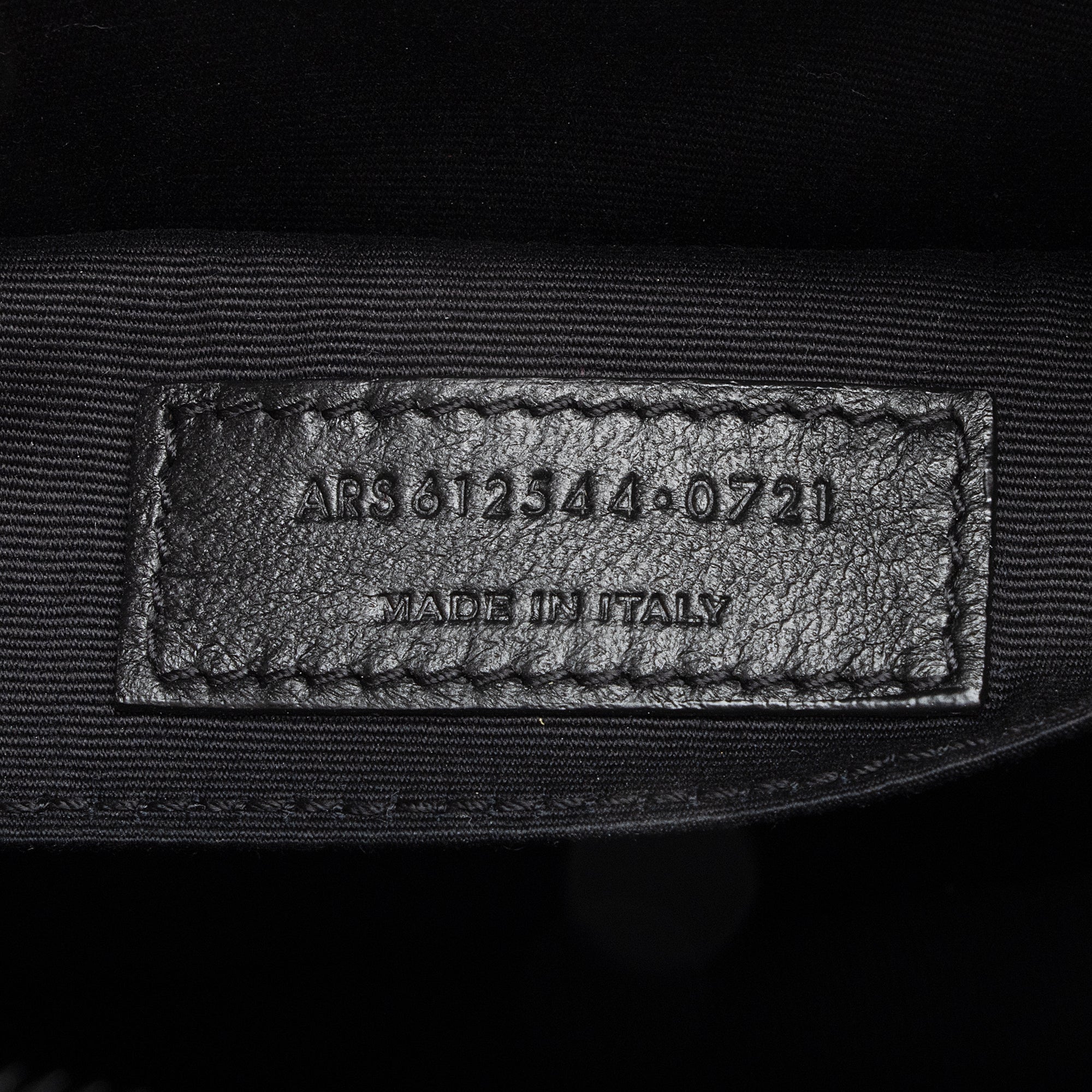 Saint Laurent Matelasse Patent Leather Monogram Lou Camera Bag (SHF-23056)