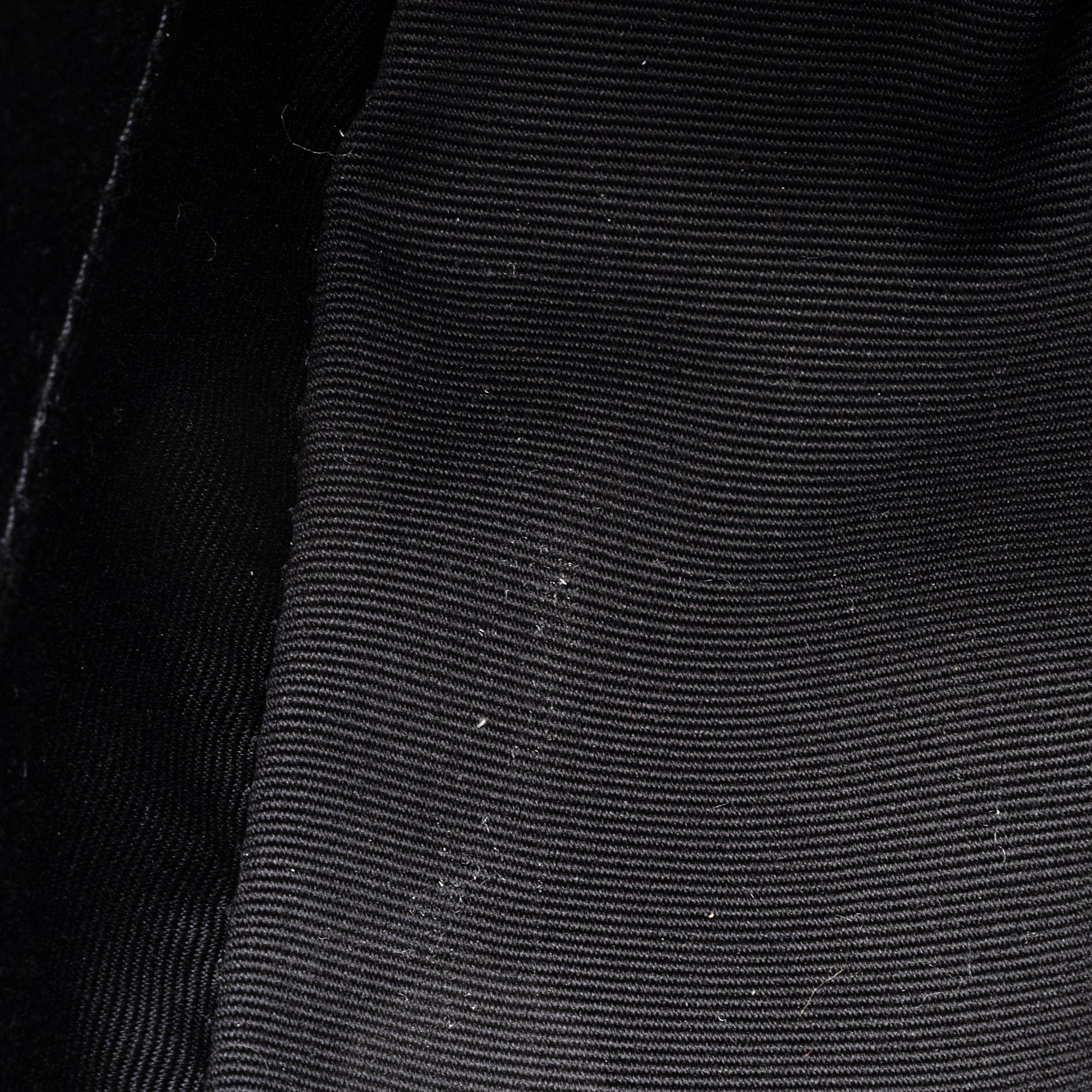 Saint Laurent Matelasse Patent Leather Monogram Lou Camera Bag (SHF-23056)