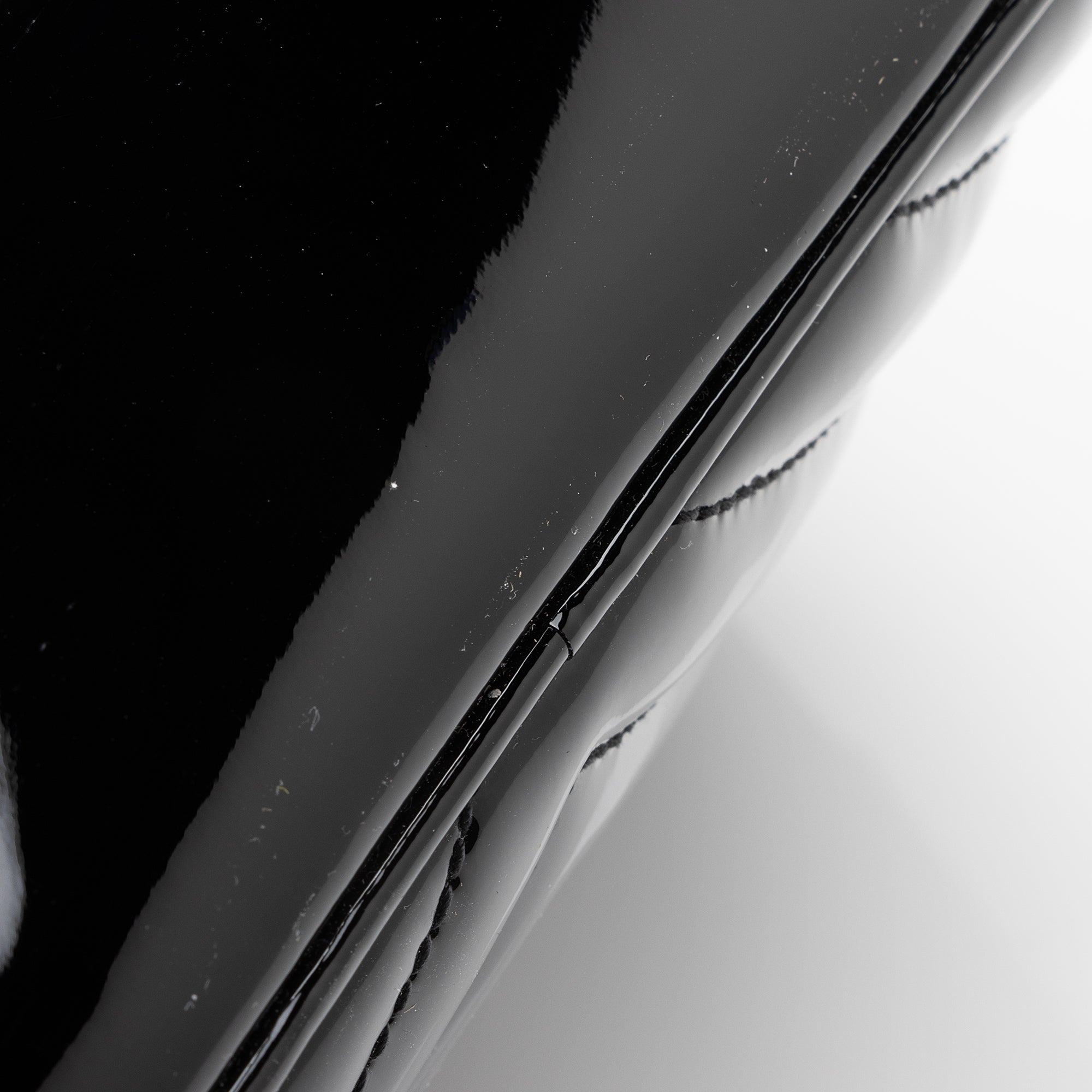 Saint Laurent Matelasse Patent Leather Monogram Lou Camera Bag (SHF-23056)