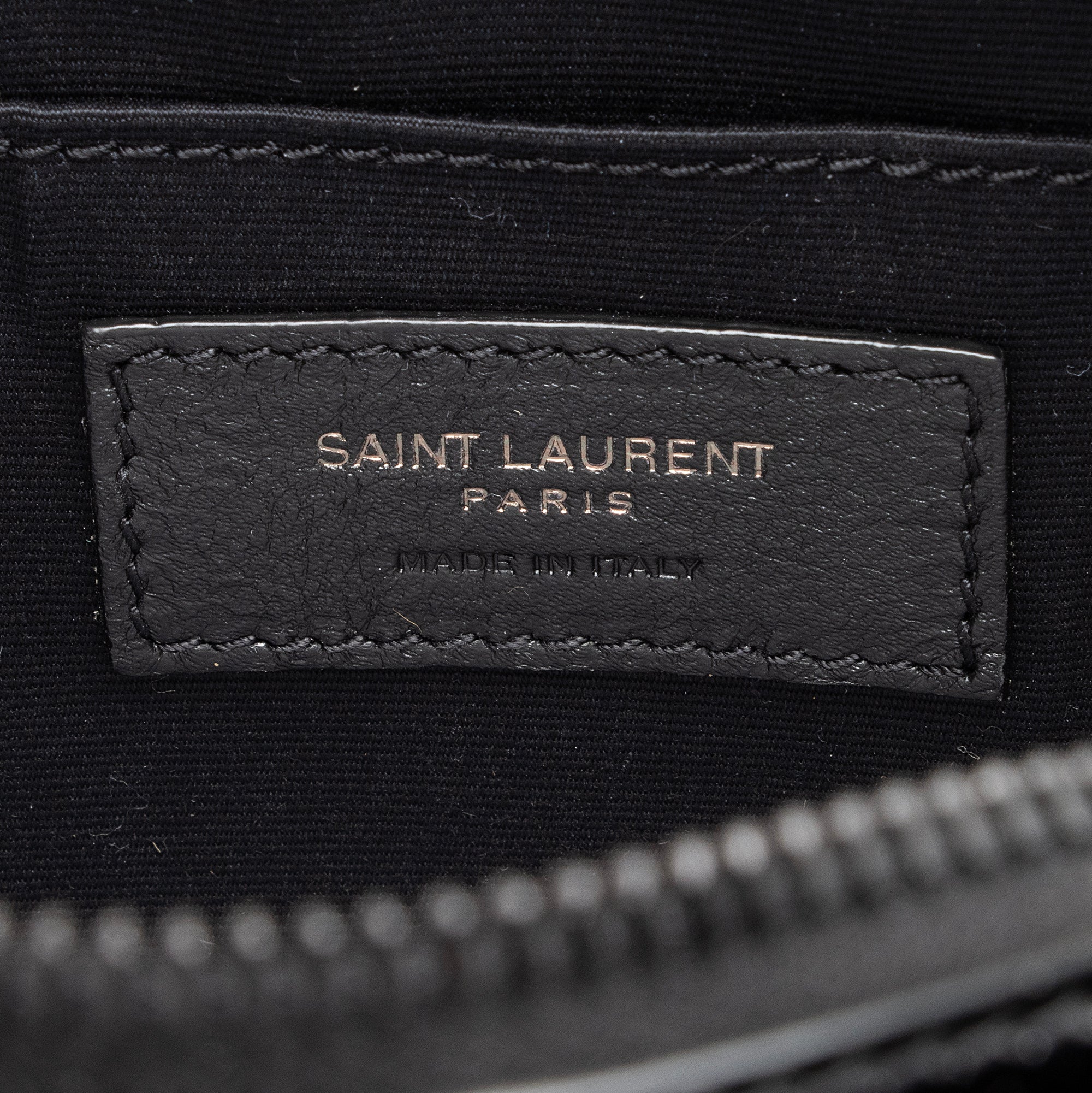 Saint Laurent Matelasse Patent Leather Monogram Lou Camera Bag (SHF-23056)