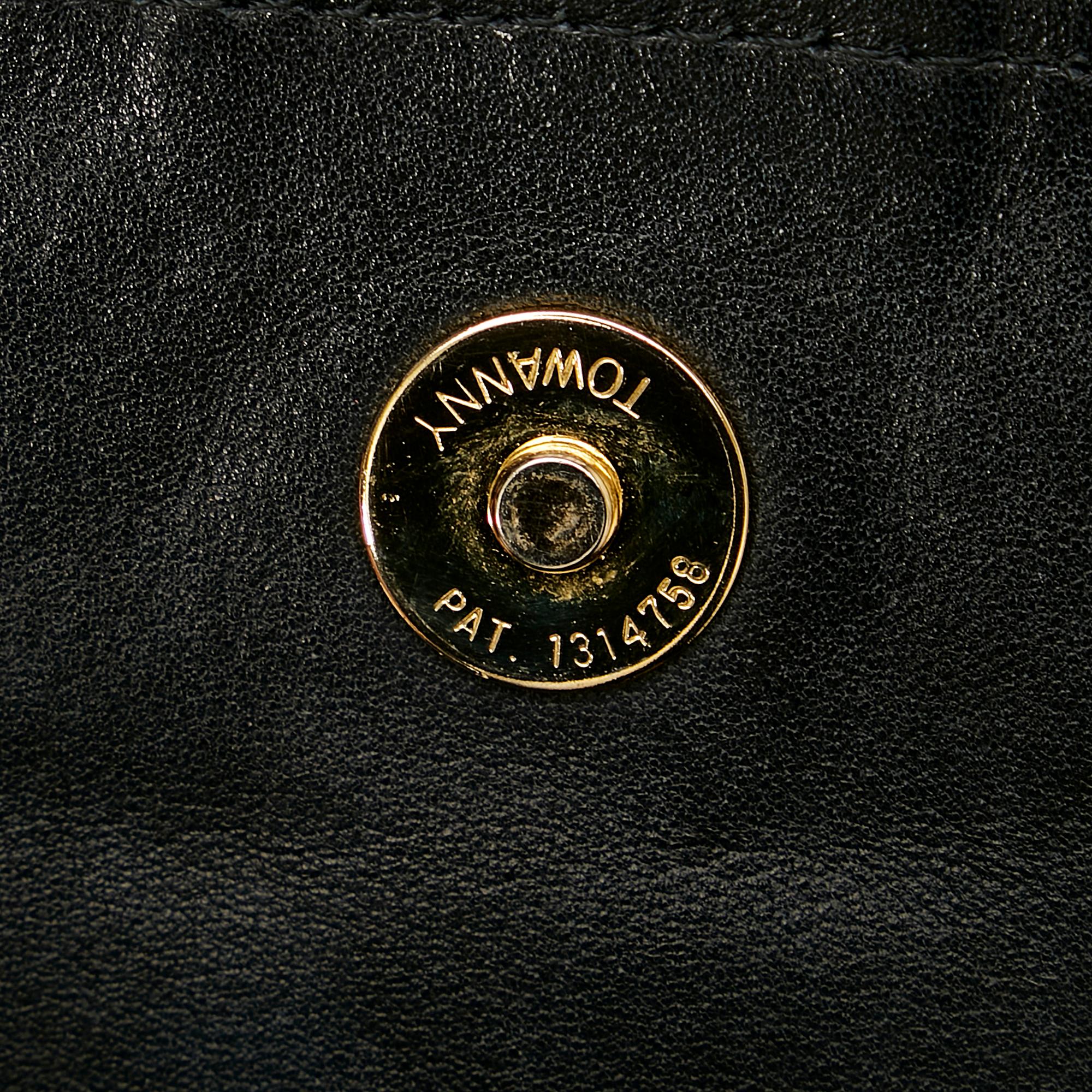 Saint Laurent Quilted Leather Crossbody Bag (SHG-26592)