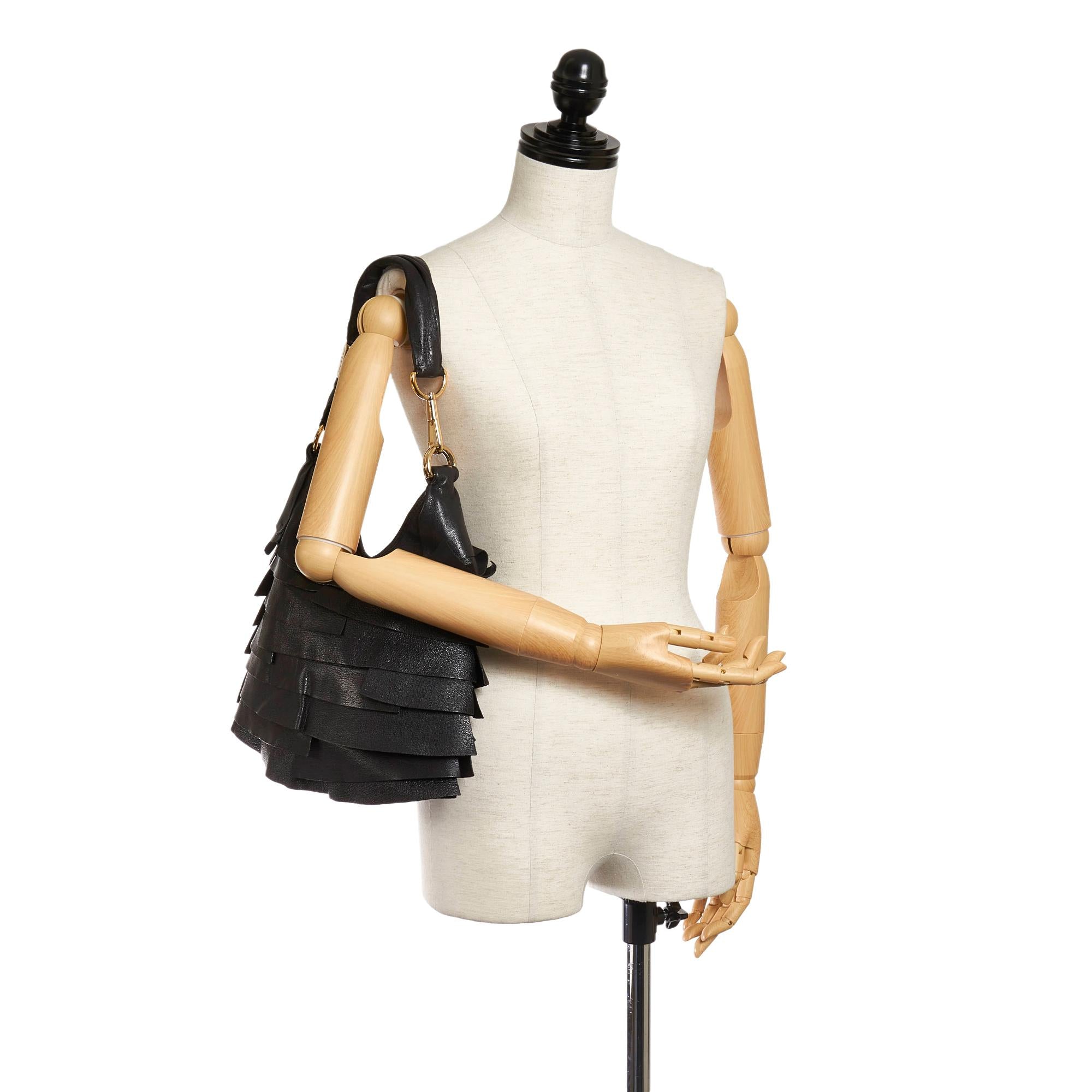 Saint Laurent Saint Tropez Leather Shoulder Bag (SHG-28267)