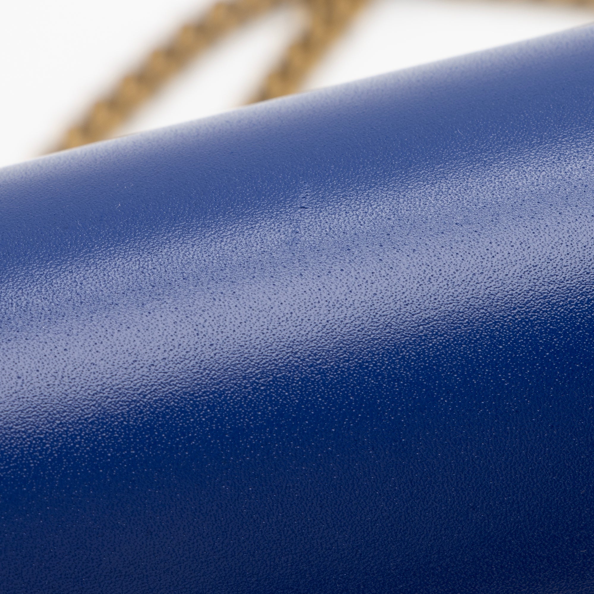 Saint Laurent Smooth Calfskin Saude Monogram Cassandra Medium Chain Bag (SHF-23932)