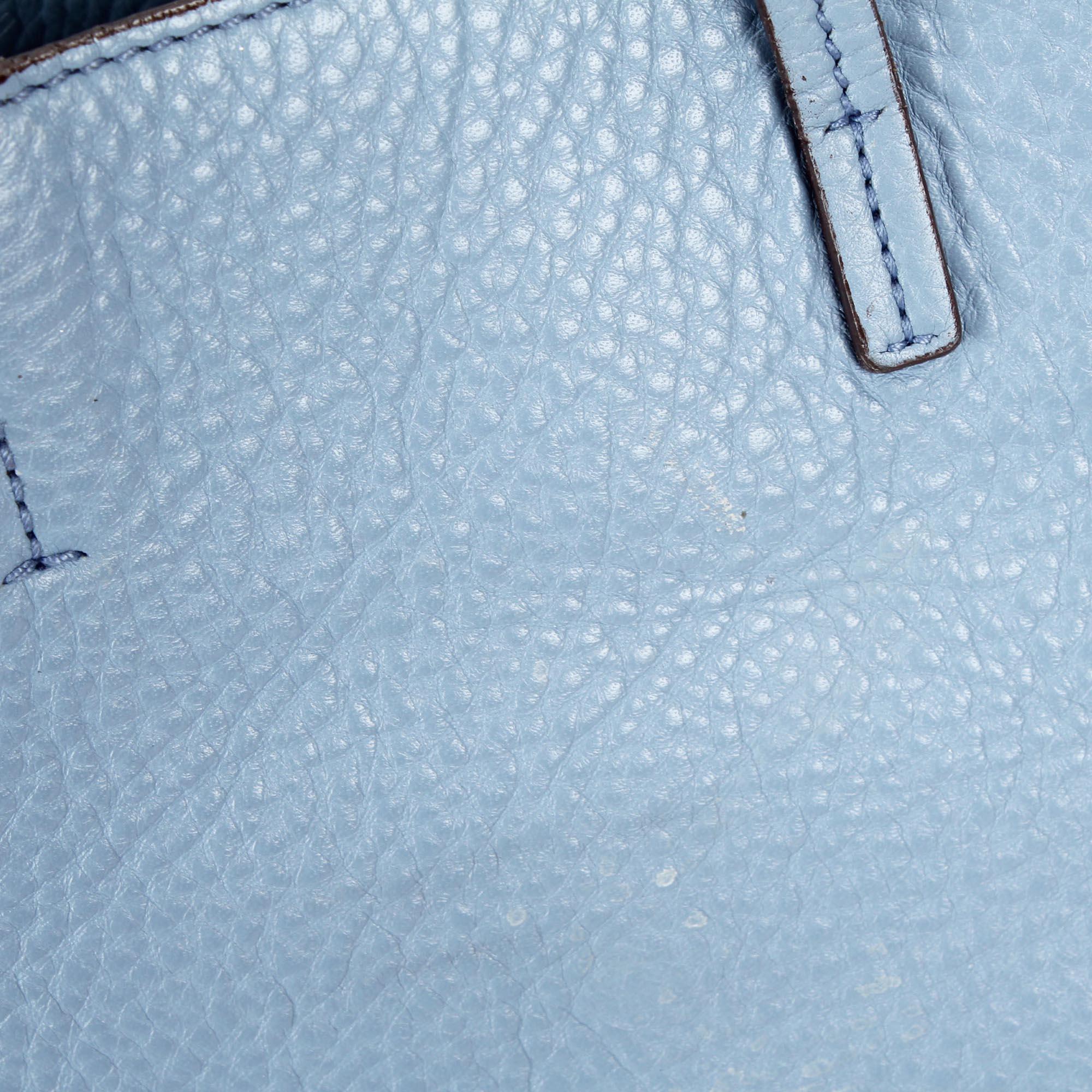 Salvatore Ferragamo Leather Bice Tote (SHG-12641)