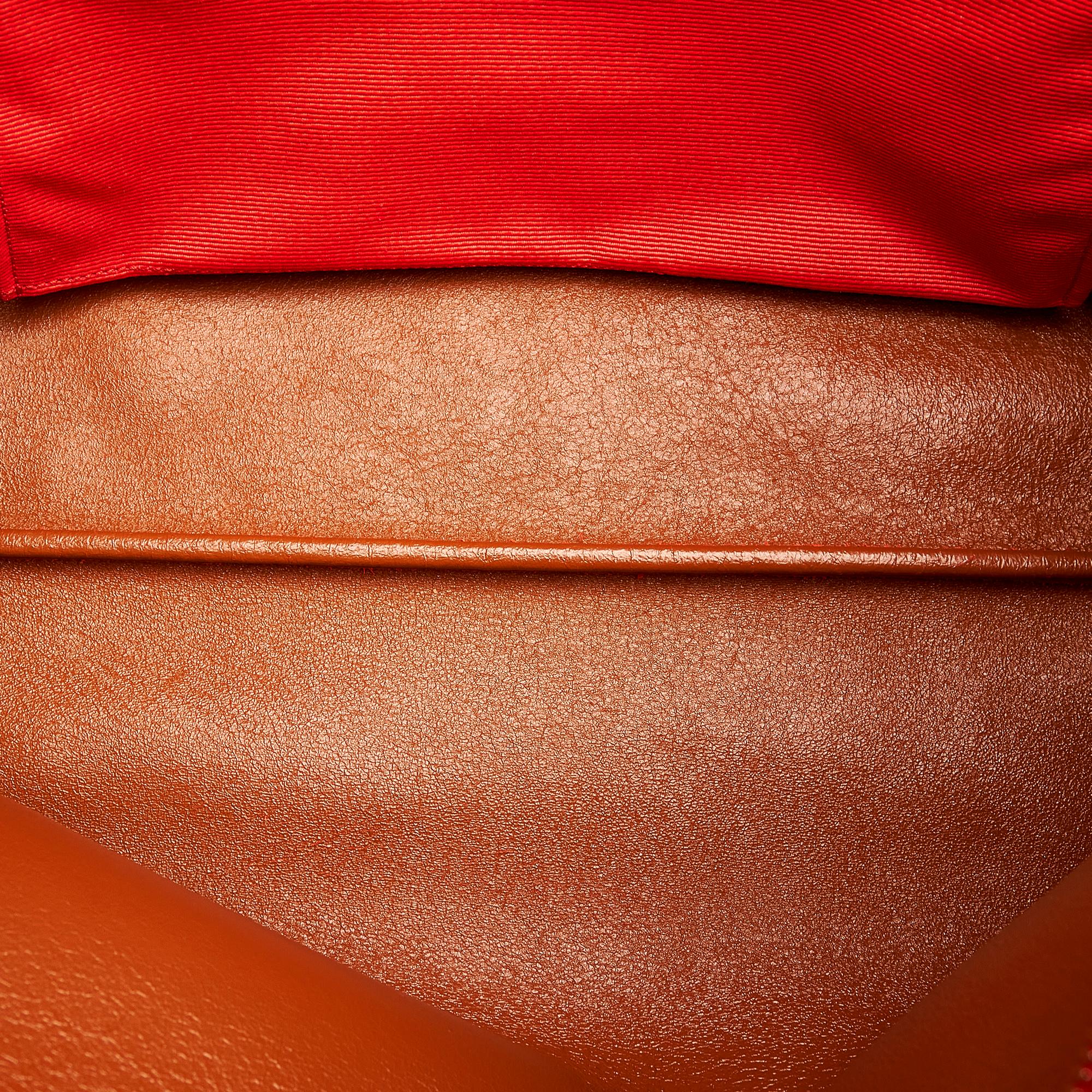 Salvatore Ferragamo Bice Leather Tote Bag (SHG-23825)