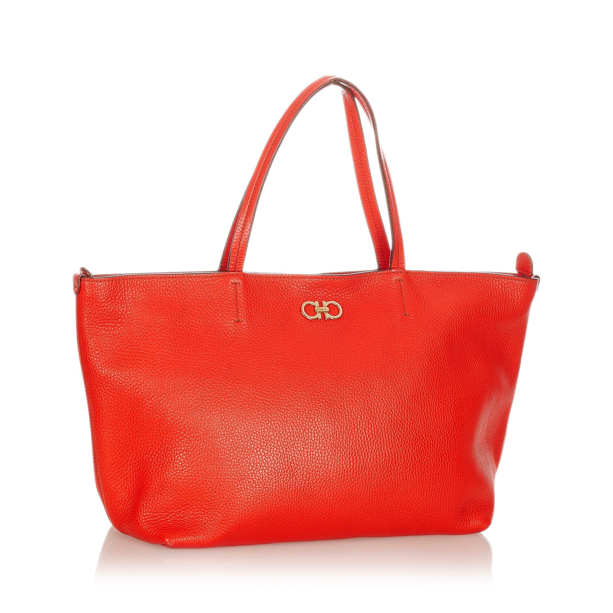 Salvatore Ferragamo Bice Leather Tote Bag (SHG-23825)