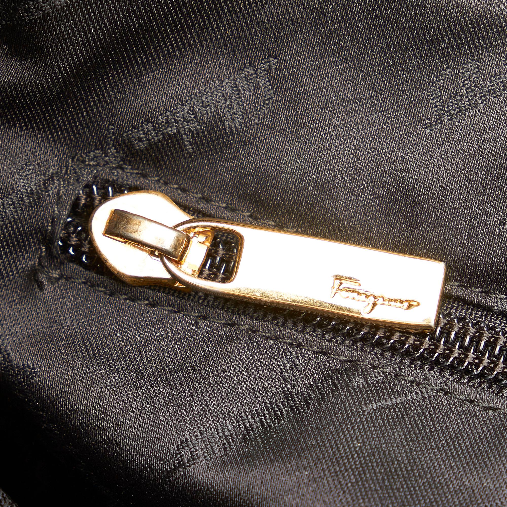 Salvatore Ferragamo Gancini Canvas Tote Bag (SHG-26099)