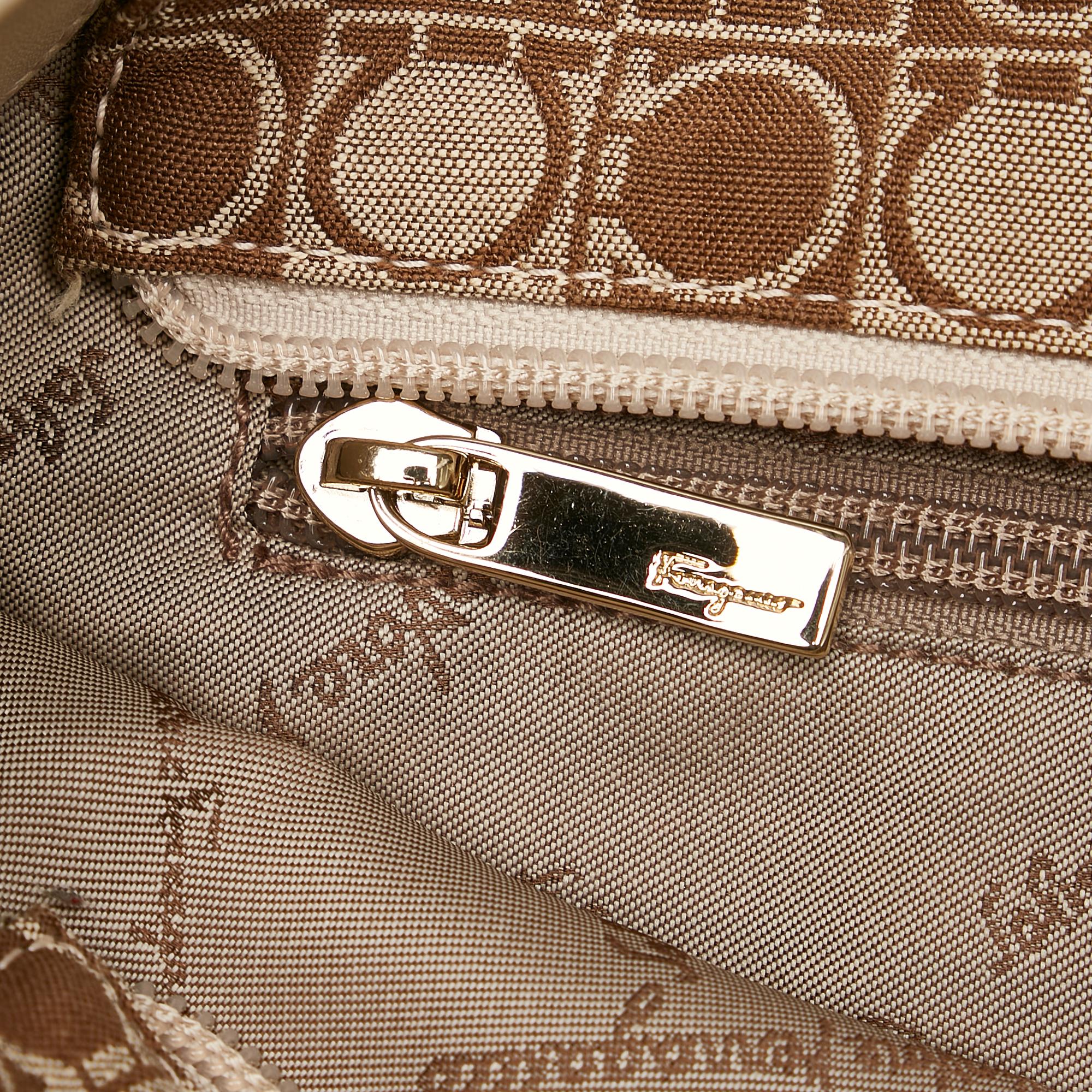 Salvatore Ferragamo Gancini Canvas Tote Bag (SHG-29486)