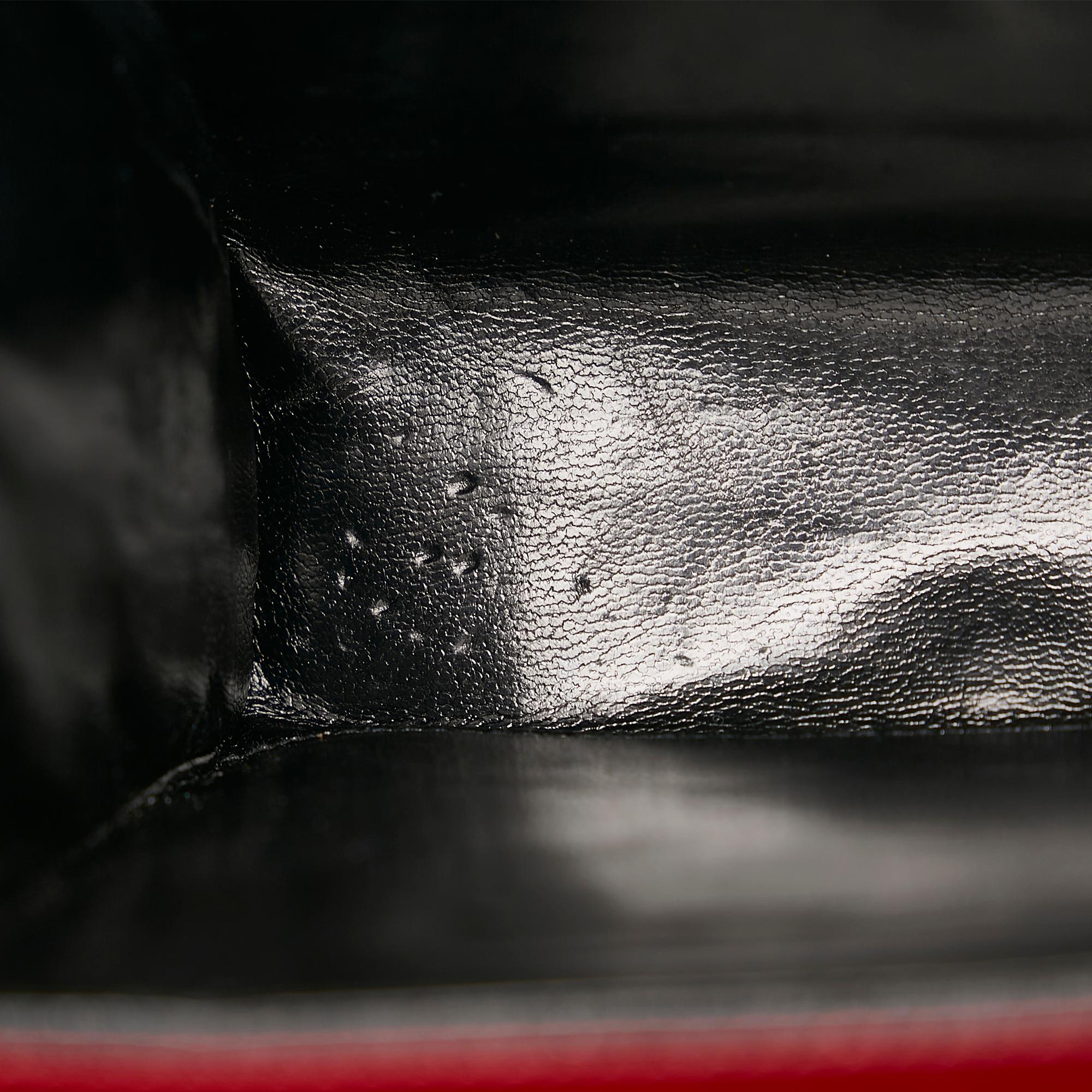 Salvatore Ferragamo Gancini Leather Chain Crossbody Bag (SHG-37925)