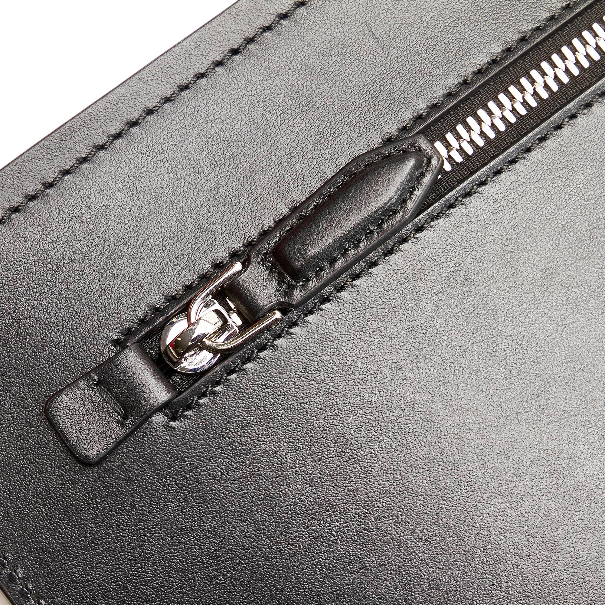 Salvatore Ferragamo Gancini Leather Clutch Bag (SHG-31369)