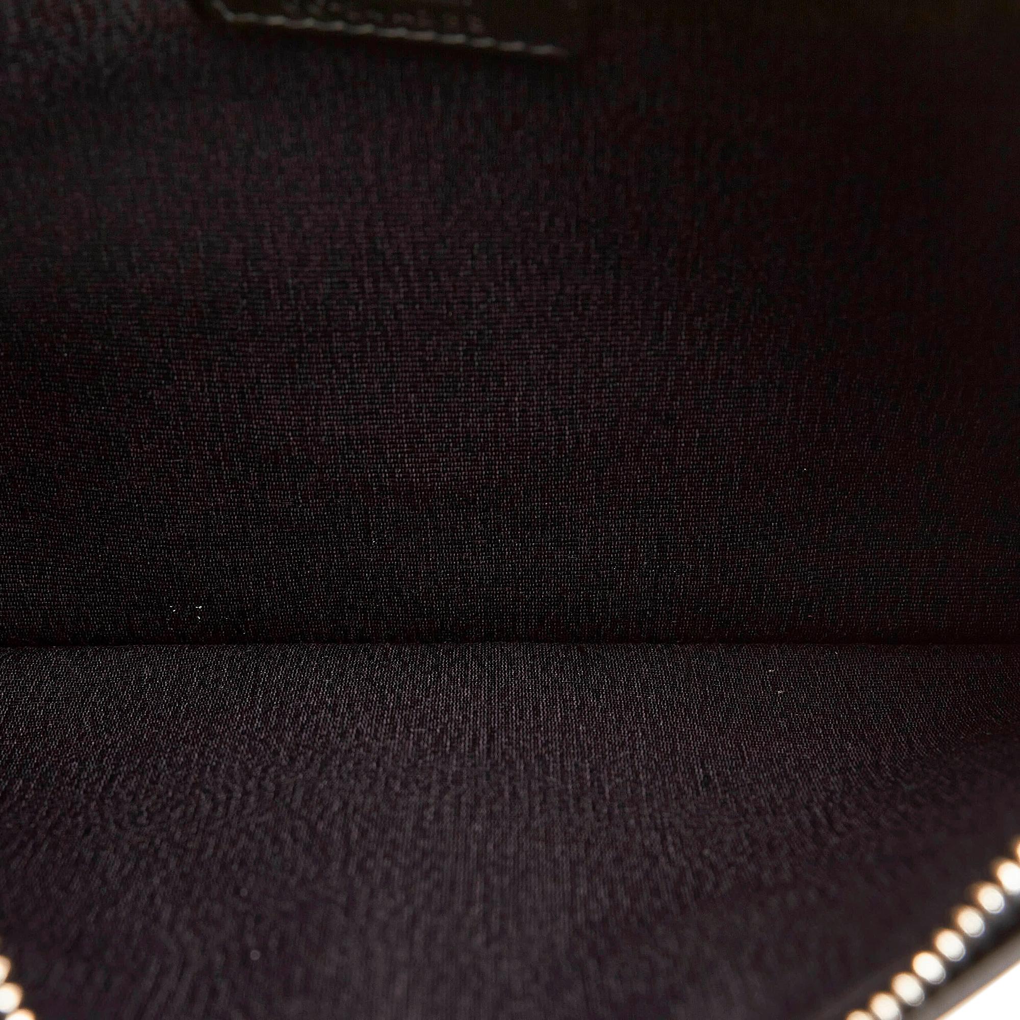 Salvatore Ferragamo Gancini Leather Clutch Bag (SHG-31369)