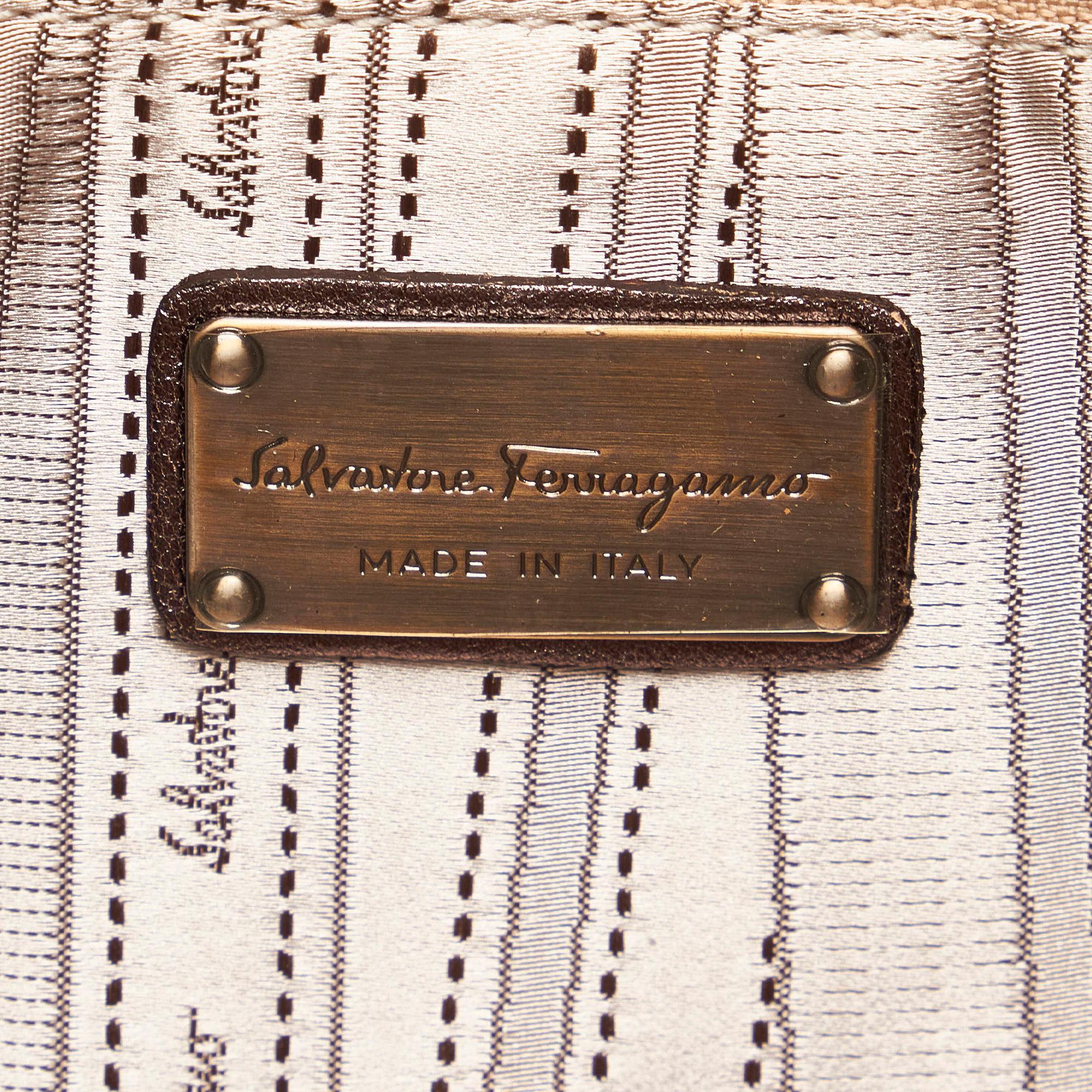 Salvatore Ferragamo Gancini Leather Handbag (SHG-32793)