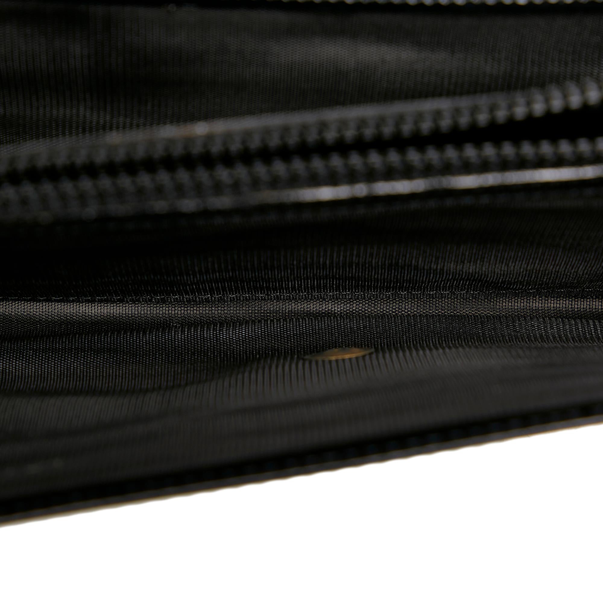 Salvatore Ferragamo Gancini Leather Long Wallet (SHG-27989)