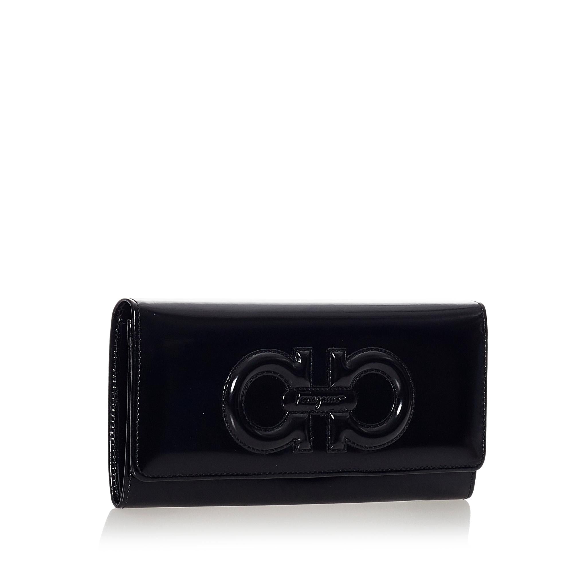 Salvatore Ferragamo Gancini Leather Long Wallet (SHG-27989)