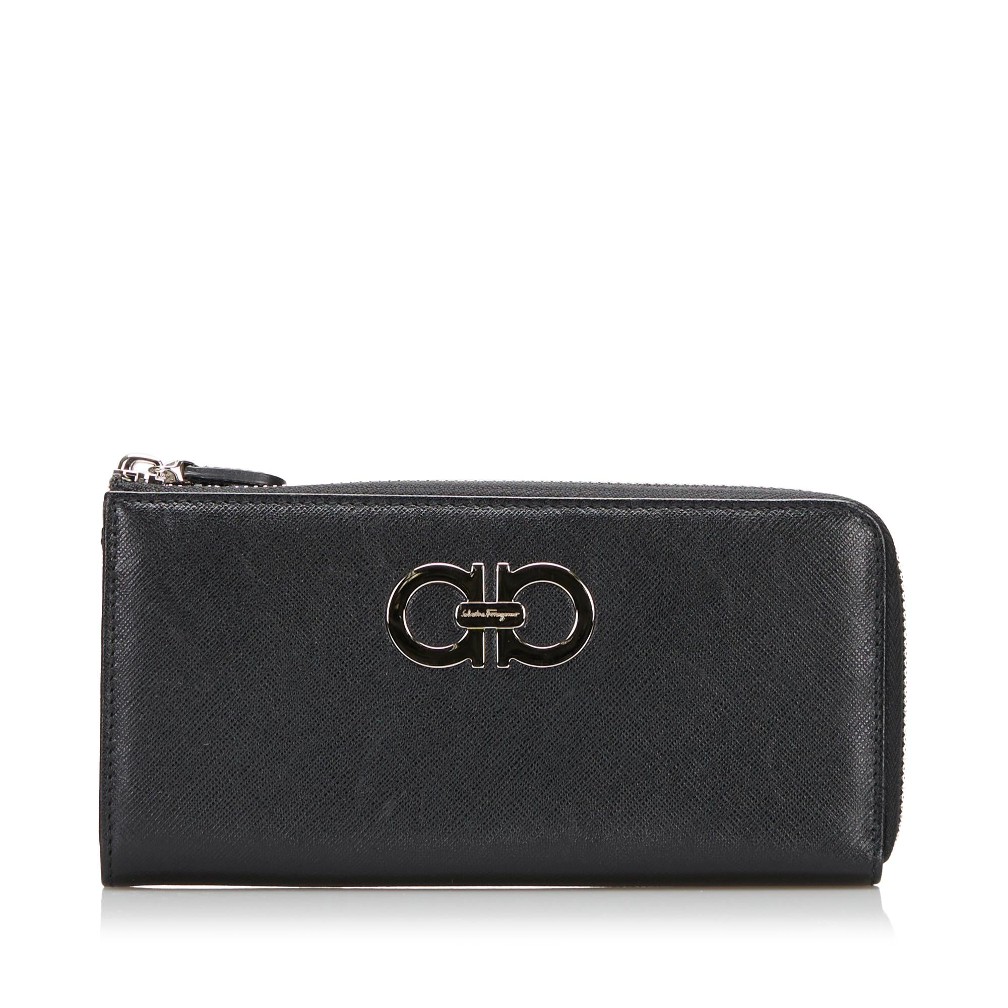 Salvatore Ferragamo Gancini Leather Long Wallet (SHG-35281)