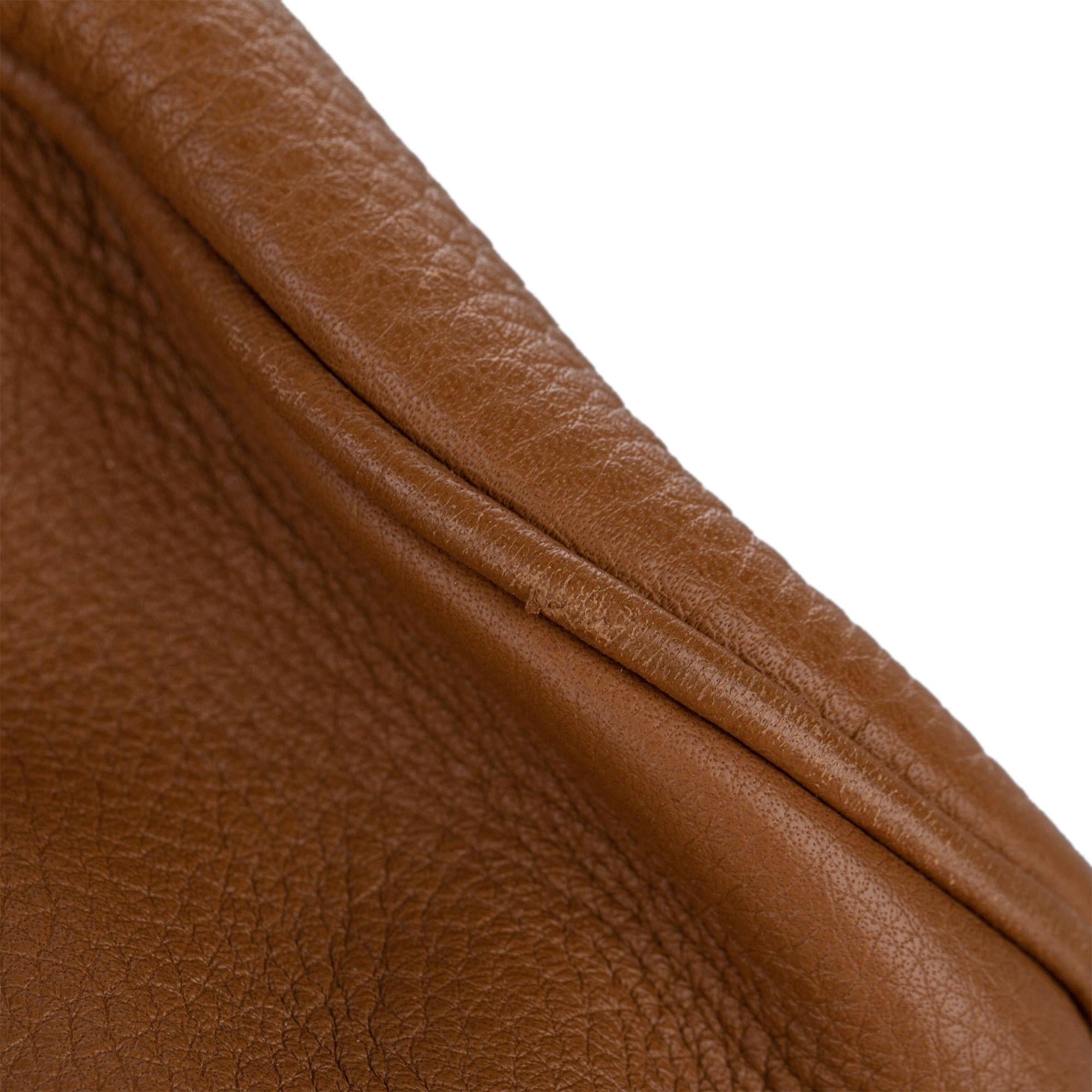 Salvatore Ferragamo Gancini Leather Shoulder Bag (SHG-18580)