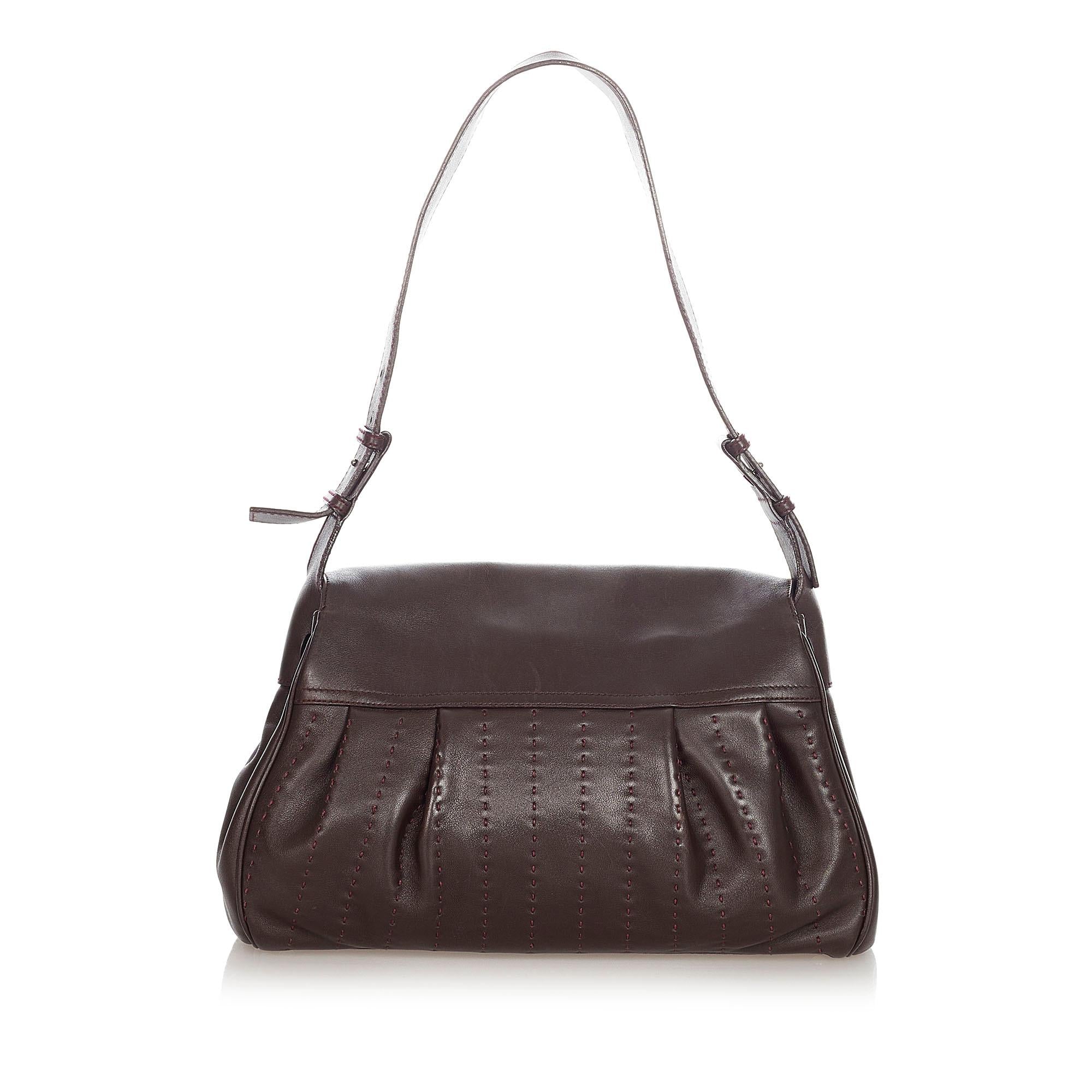 Salvatore Ferragamo Gancini Leather Shoulder Bag (SHG-31543)