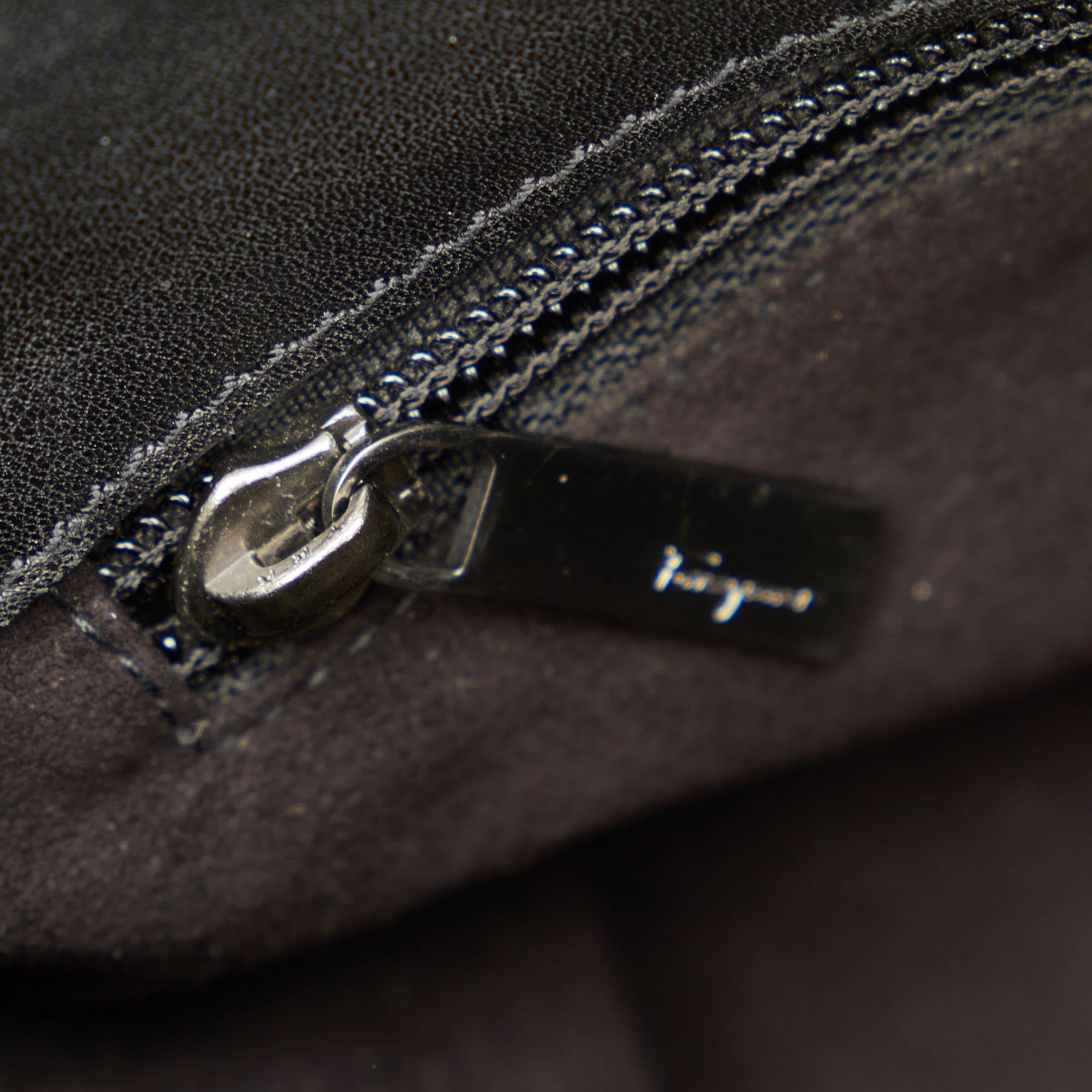 Salvatore Ferragamo Gancini Leather Tote Bag (SHG-31545)