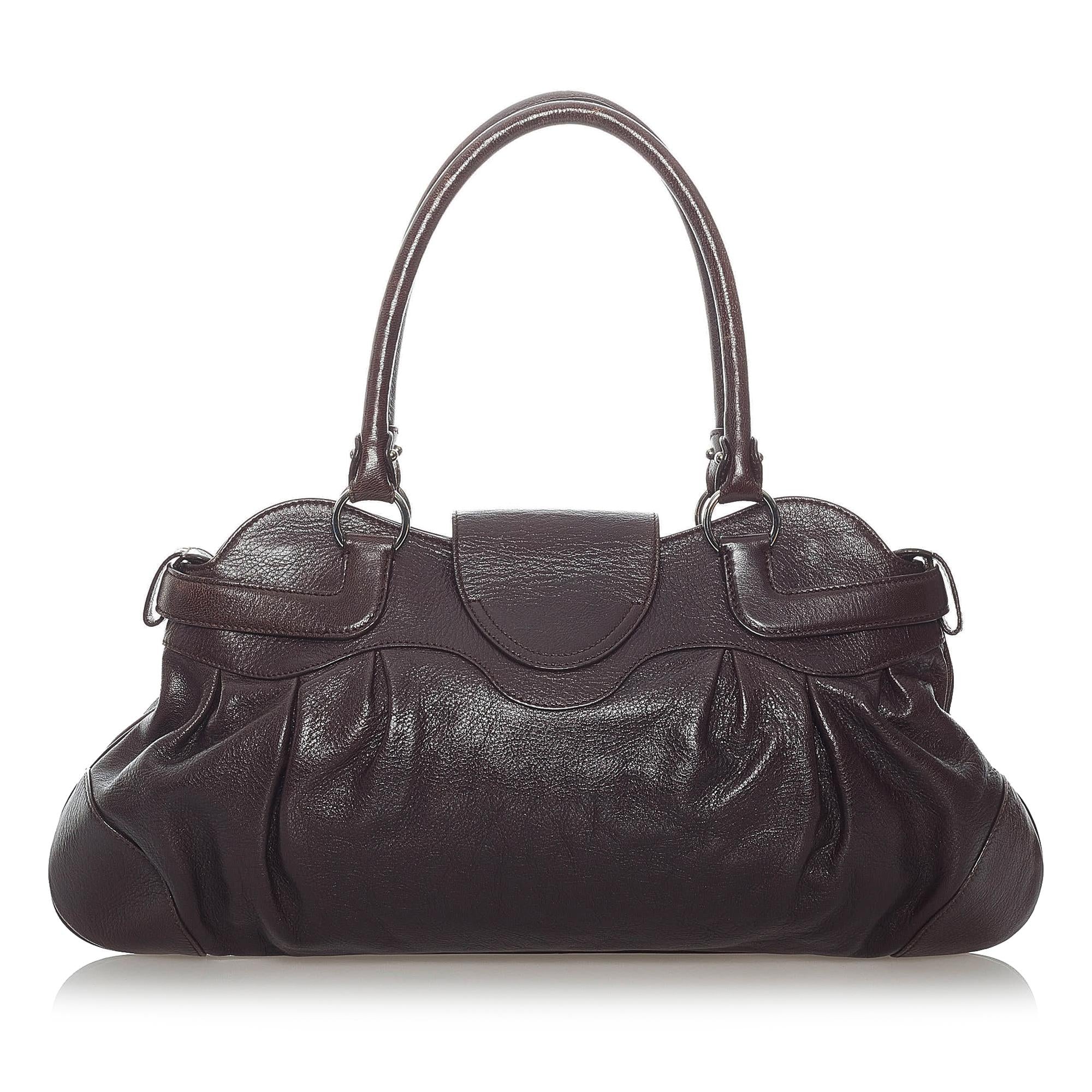 Salvatore Ferragamo Gancini Marisa Leather Shoulder Bag (SHG-32643)