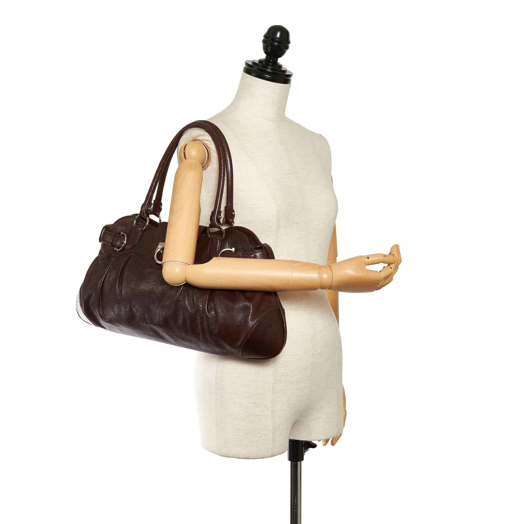 Salvatore Ferragamo Gancini Marisa Leather Shoulder Bag (SHG-32643)