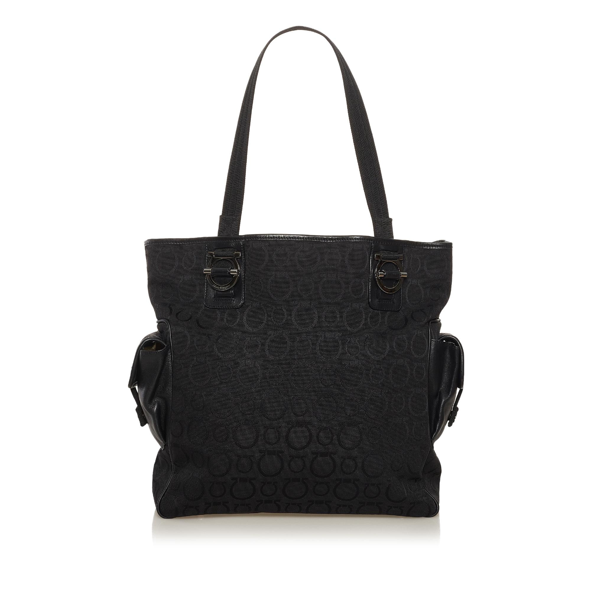 Salvatore Ferragamo Gancini Tote Bag (SHG-35023)