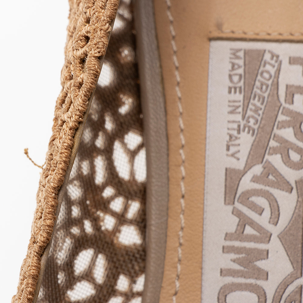 Salvatore Ferragamo Lace Peep-Toe Pumps - Size 10 / 40 (SHF-17200)