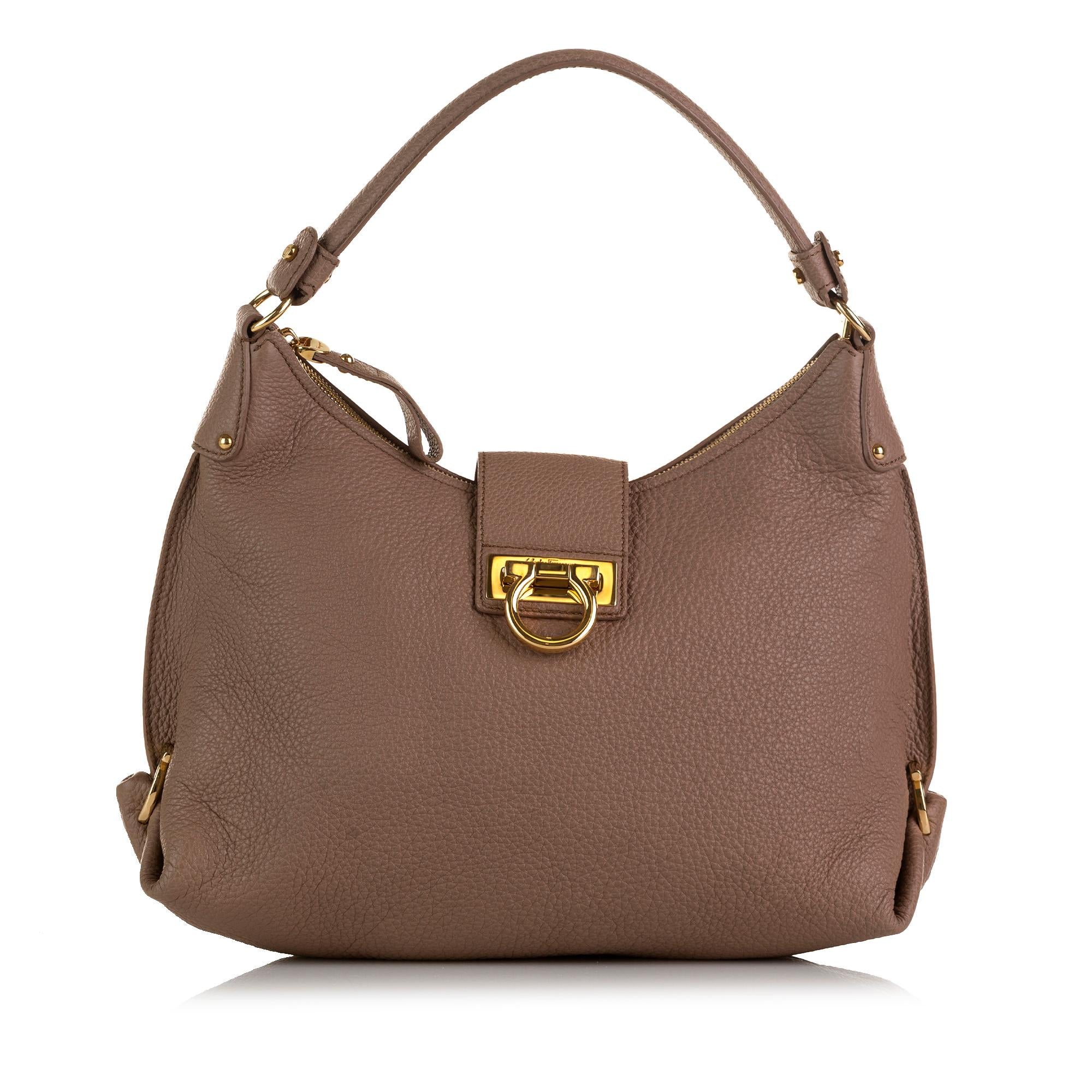 Salvatore Ferragamo Large Fanisa Hobo Bag (SHG-hXjCch)